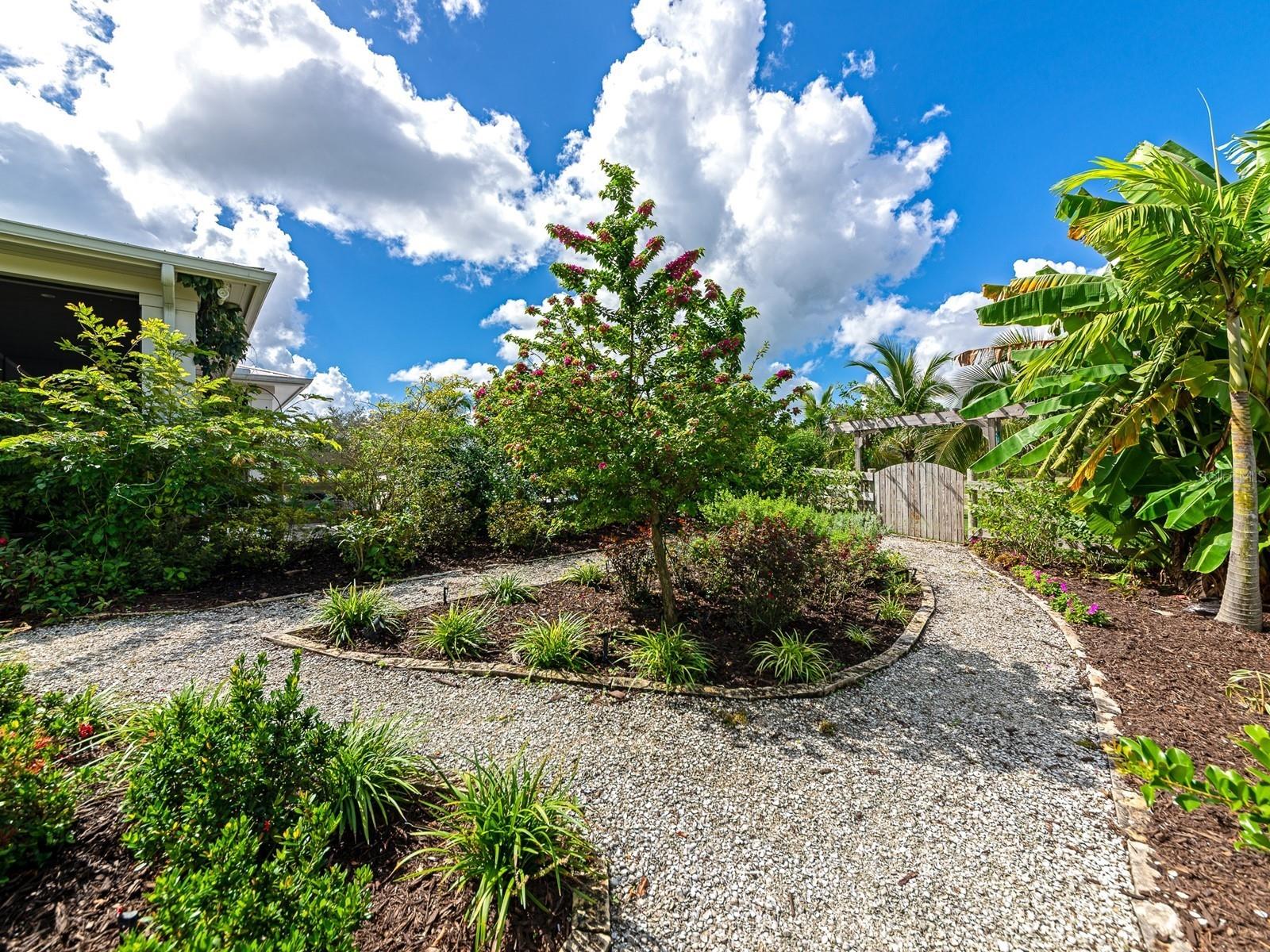 1406 DEER HAMMOCK RD, SARASOTA, FL, 34240