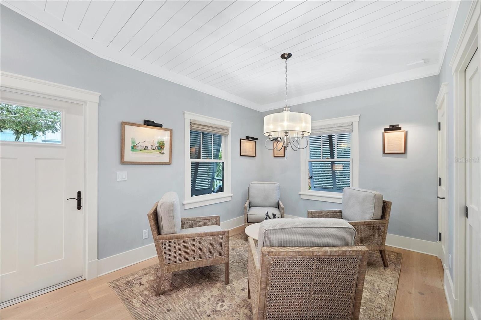 D6143965 Property Photo