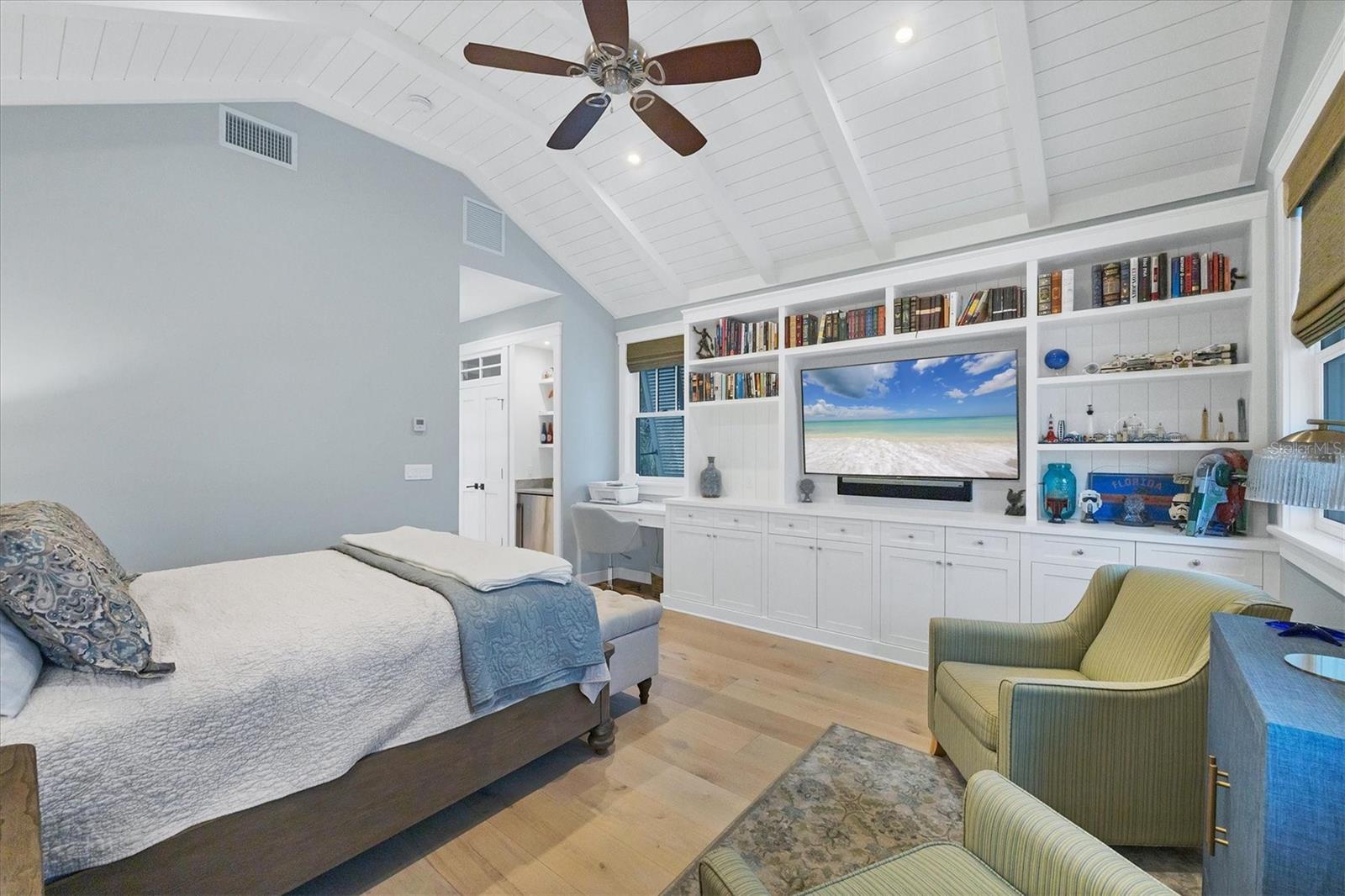 D6143965 Property Photo