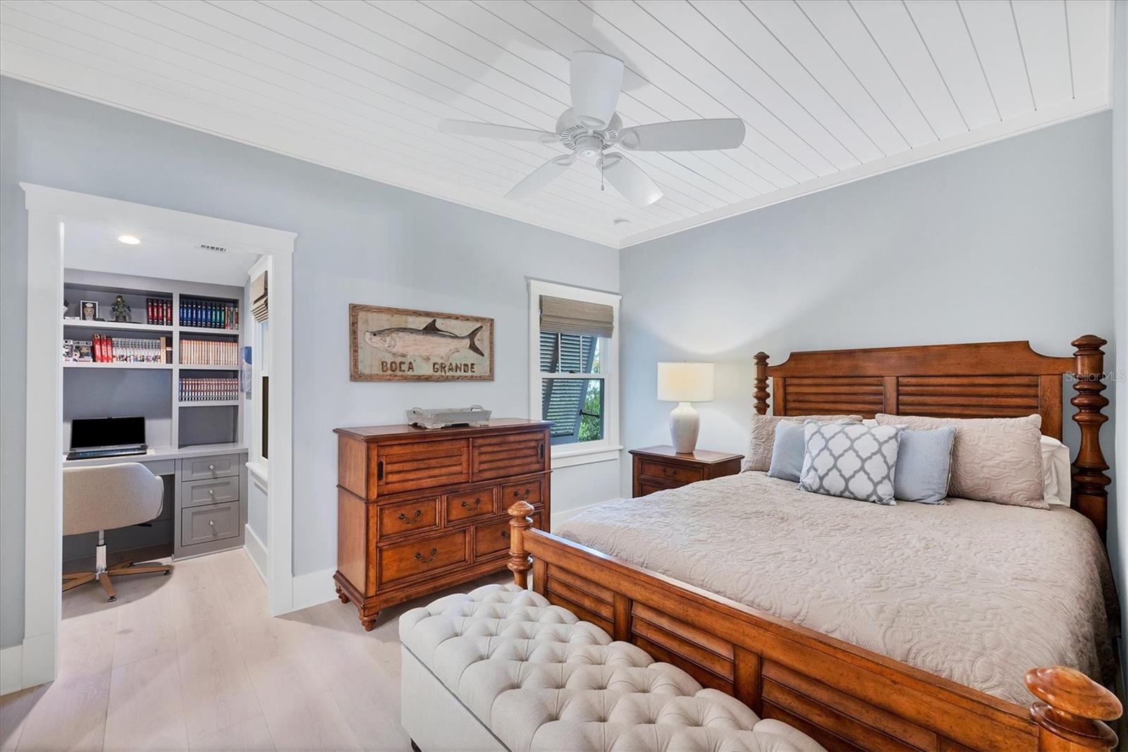 D6143965 Property Photo