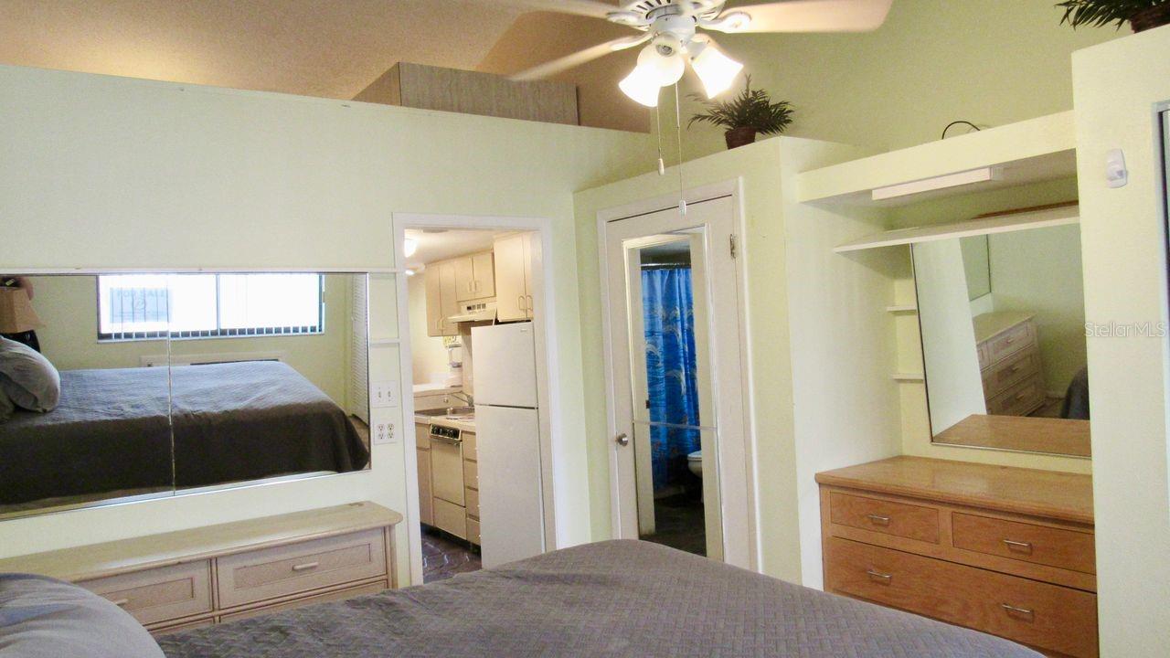 TB8431405 Property Photo