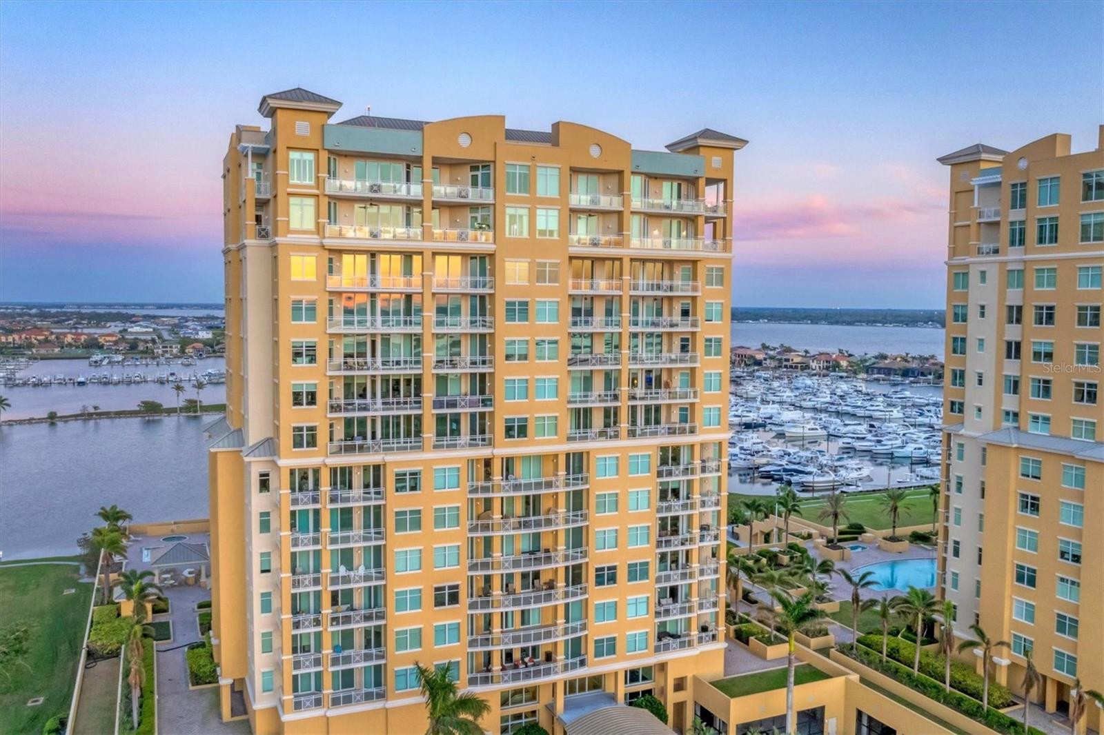 140 RIVIERA DUNES WAY #1203, PALMETTO, FL, 34221