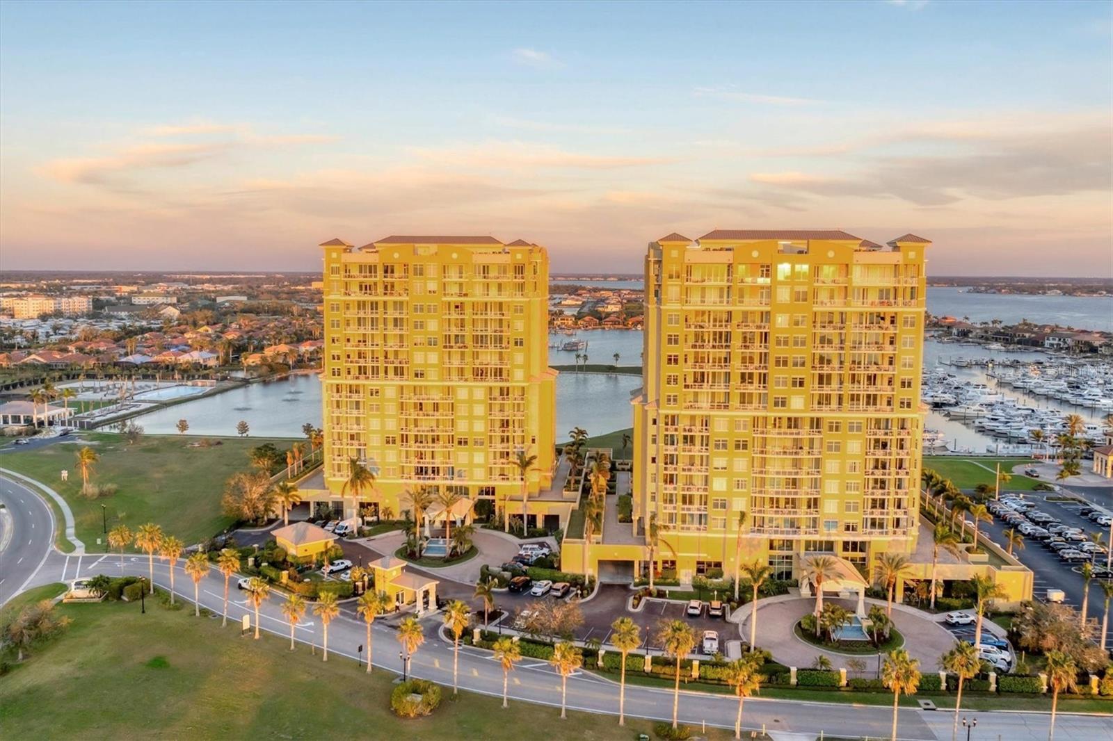 140 RIVIERA DUNES WAY #1203, PALMETTO, FL, 34221