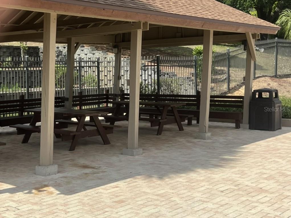 G5102530 Property Photo