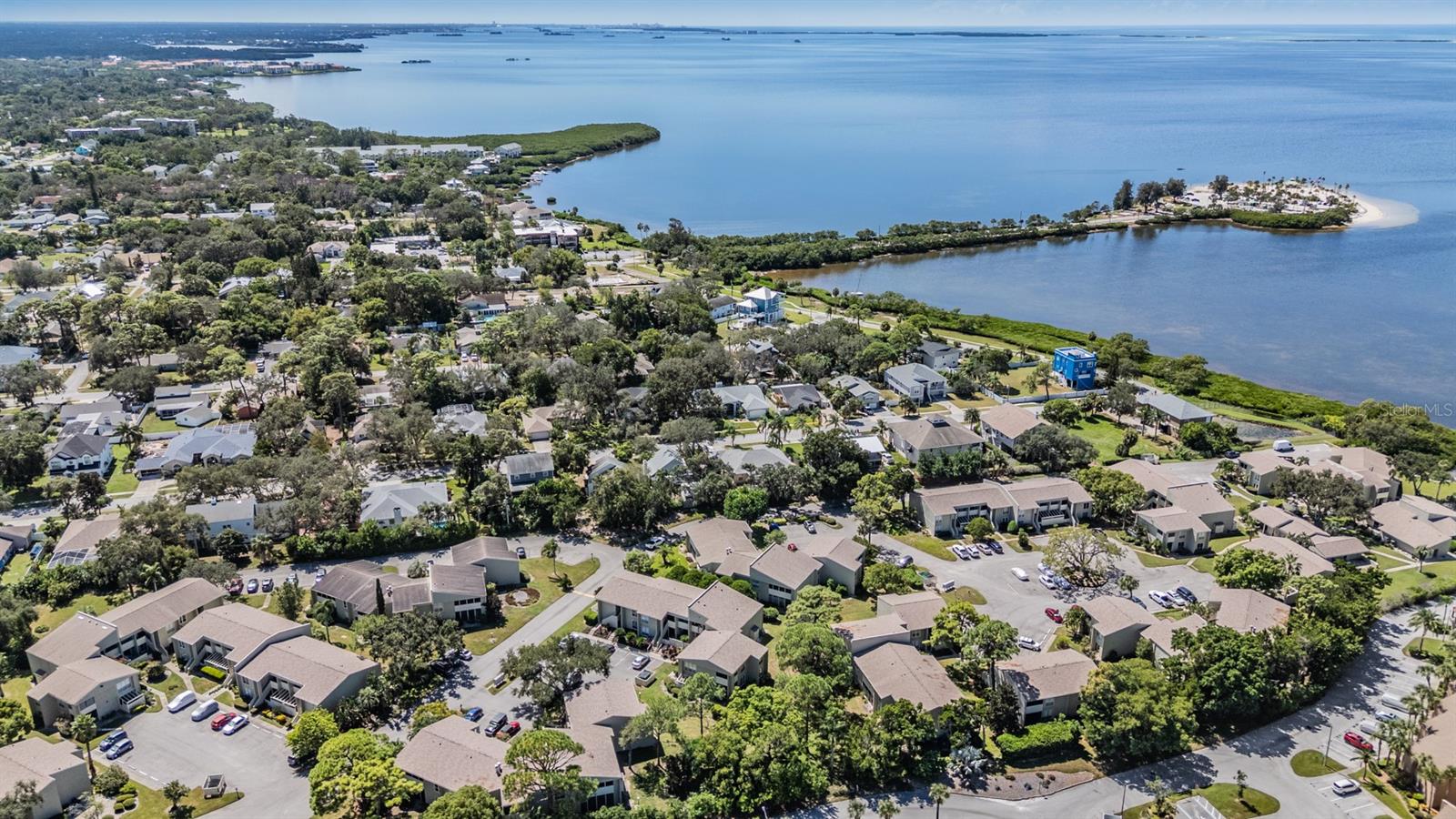 503 WINDRUSH BAY DR, TARPON SPRINGS, FL, 34689