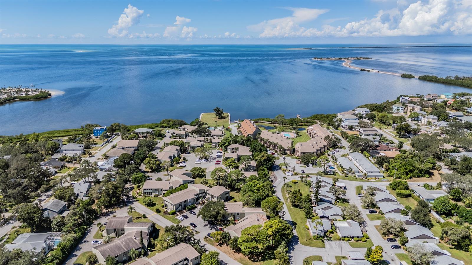 503 WINDRUSH BAY DR, TARPON SPRINGS, FL, 34689