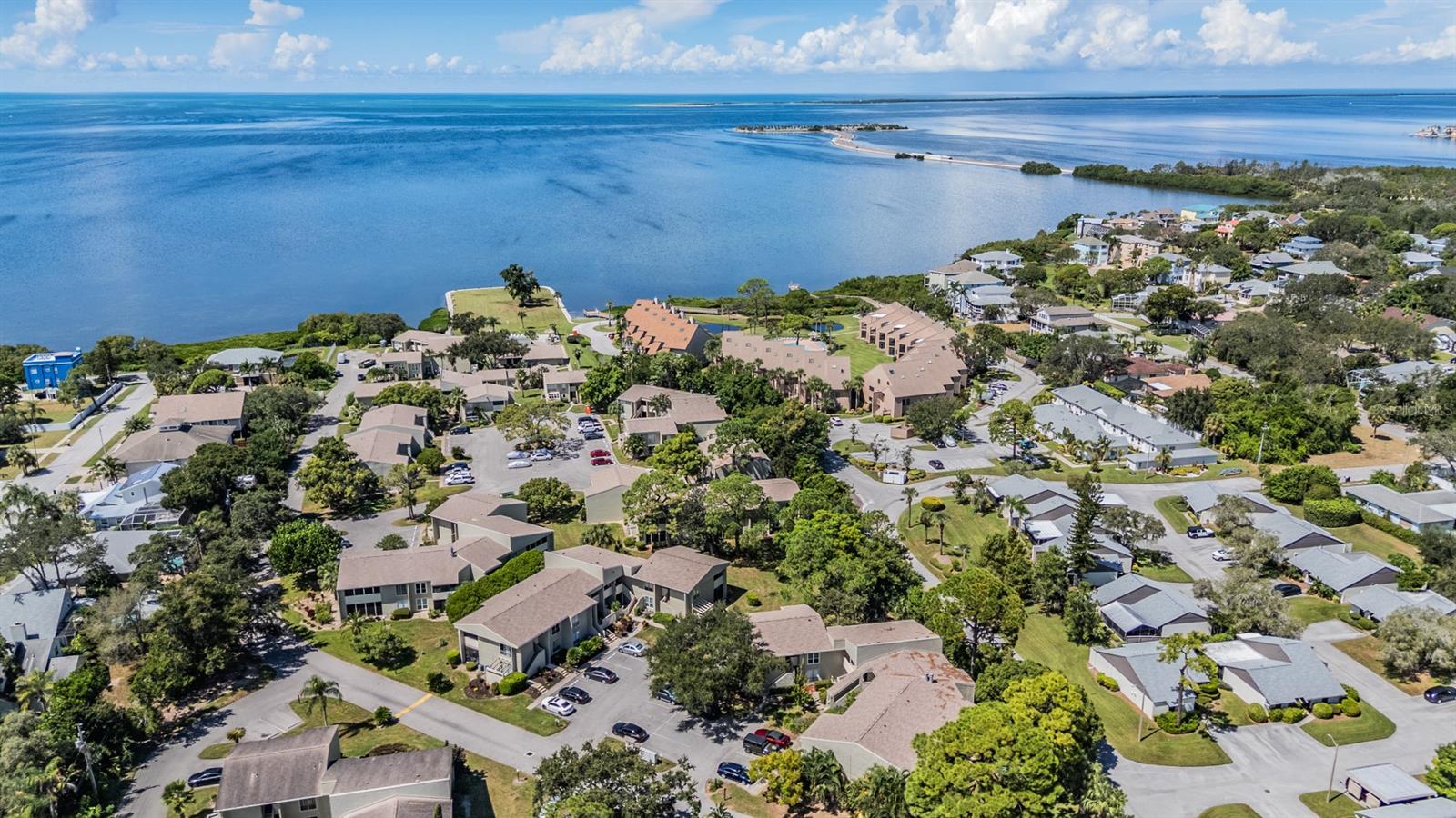 503 WINDRUSH BAY DR, TARPON SPRINGS, FL, 34689
