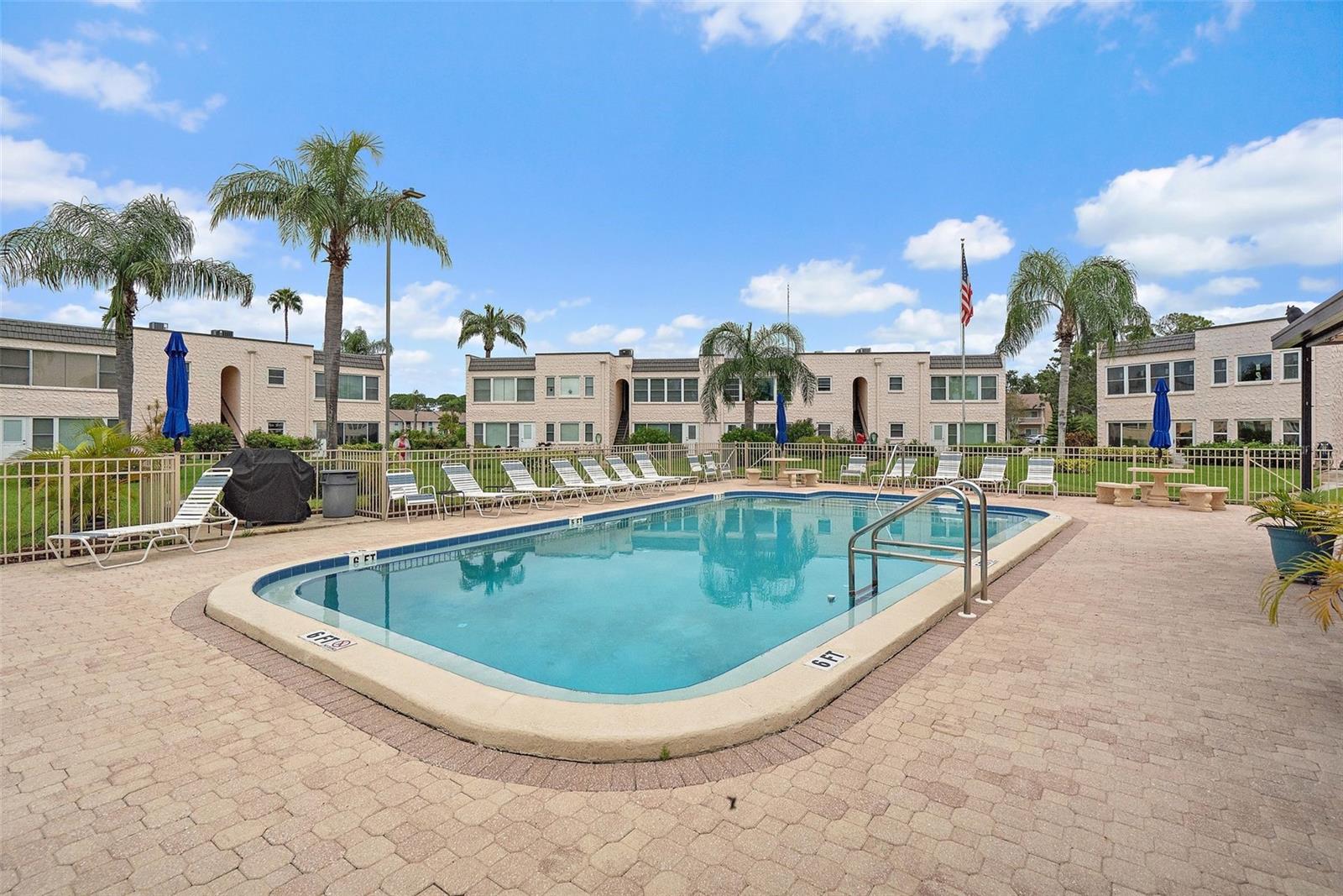 116 ELMWOOD CIR, SEMINOLE, FL, 33777