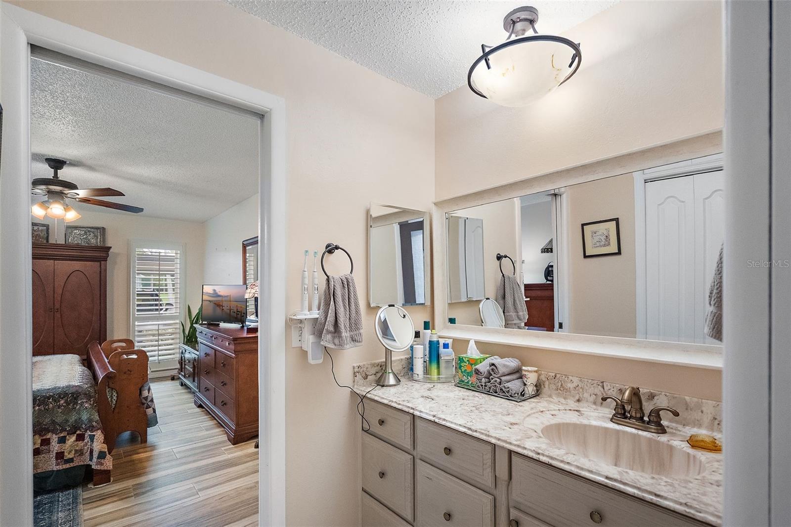 116 ELMWOOD CIR, SEMINOLE, FL, 33777