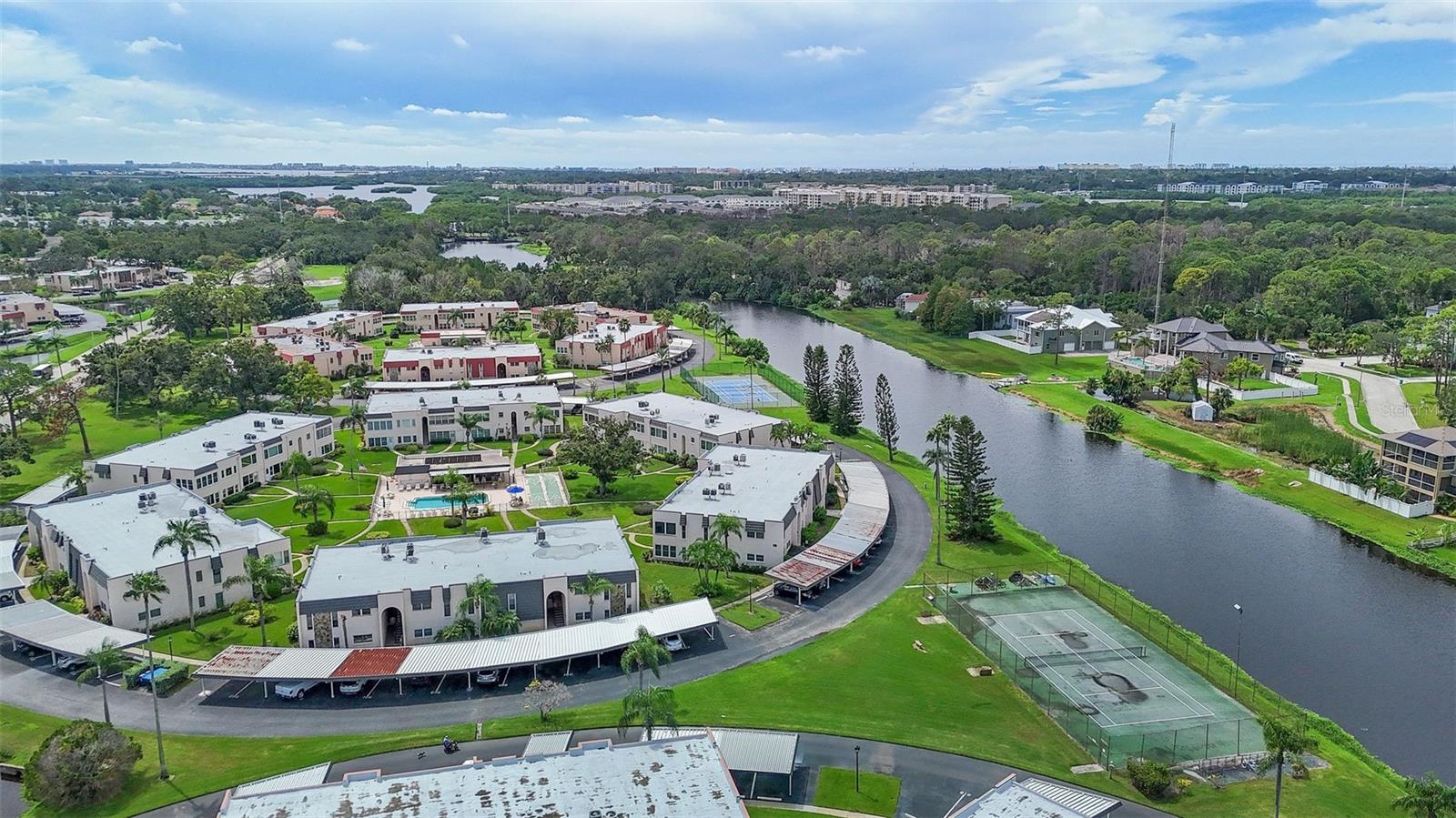 116 ELMWOOD CIR, SEMINOLE, FL, 33777