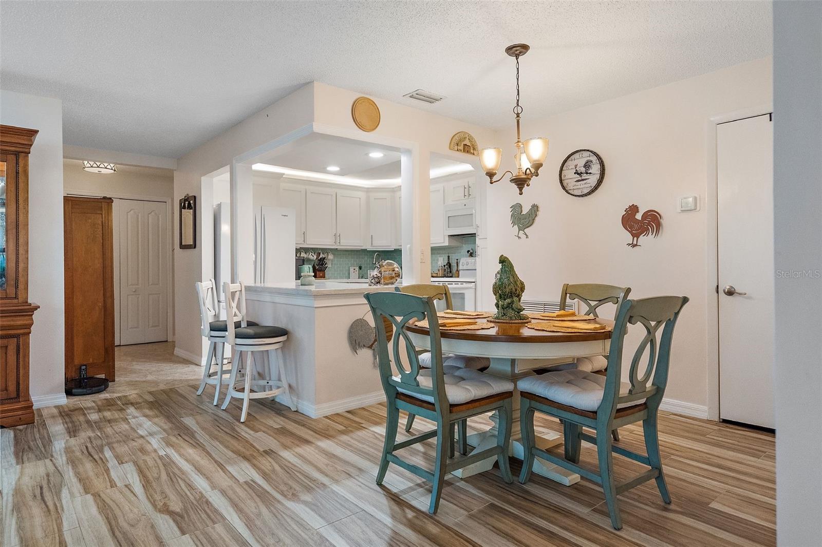 116 ELMWOOD CIR, SEMINOLE, FL, 33777