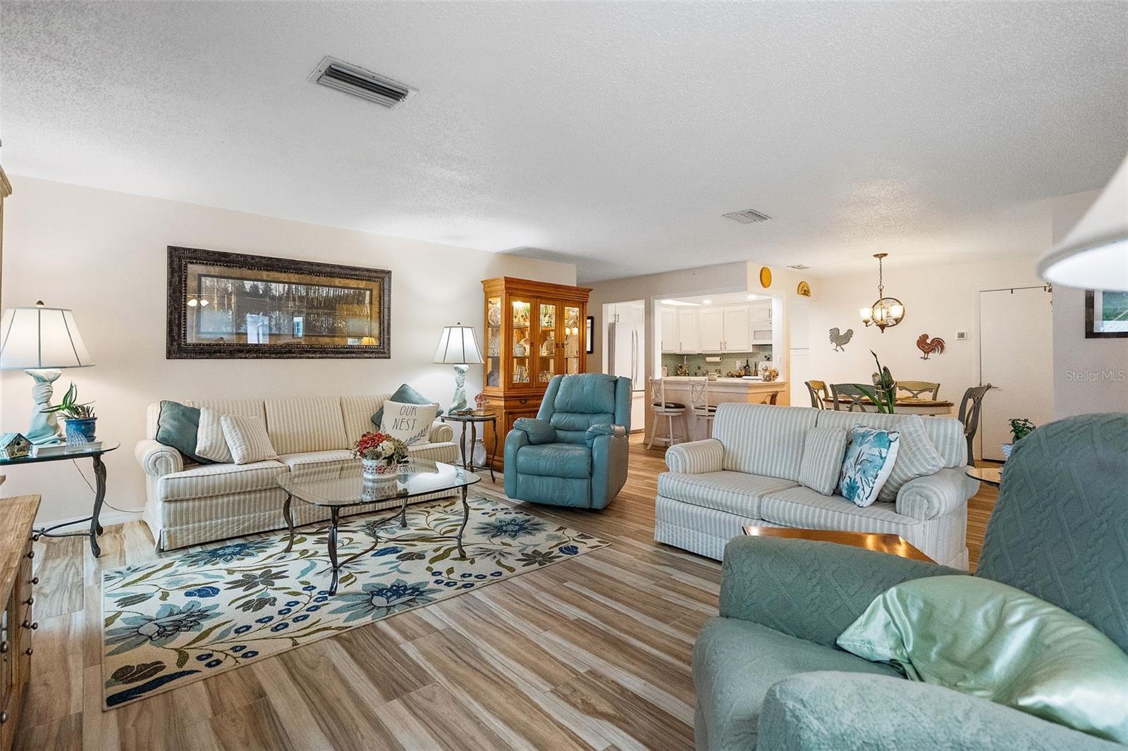 116 ELMWOOD CIR, SEMINOLE, FL, 33777