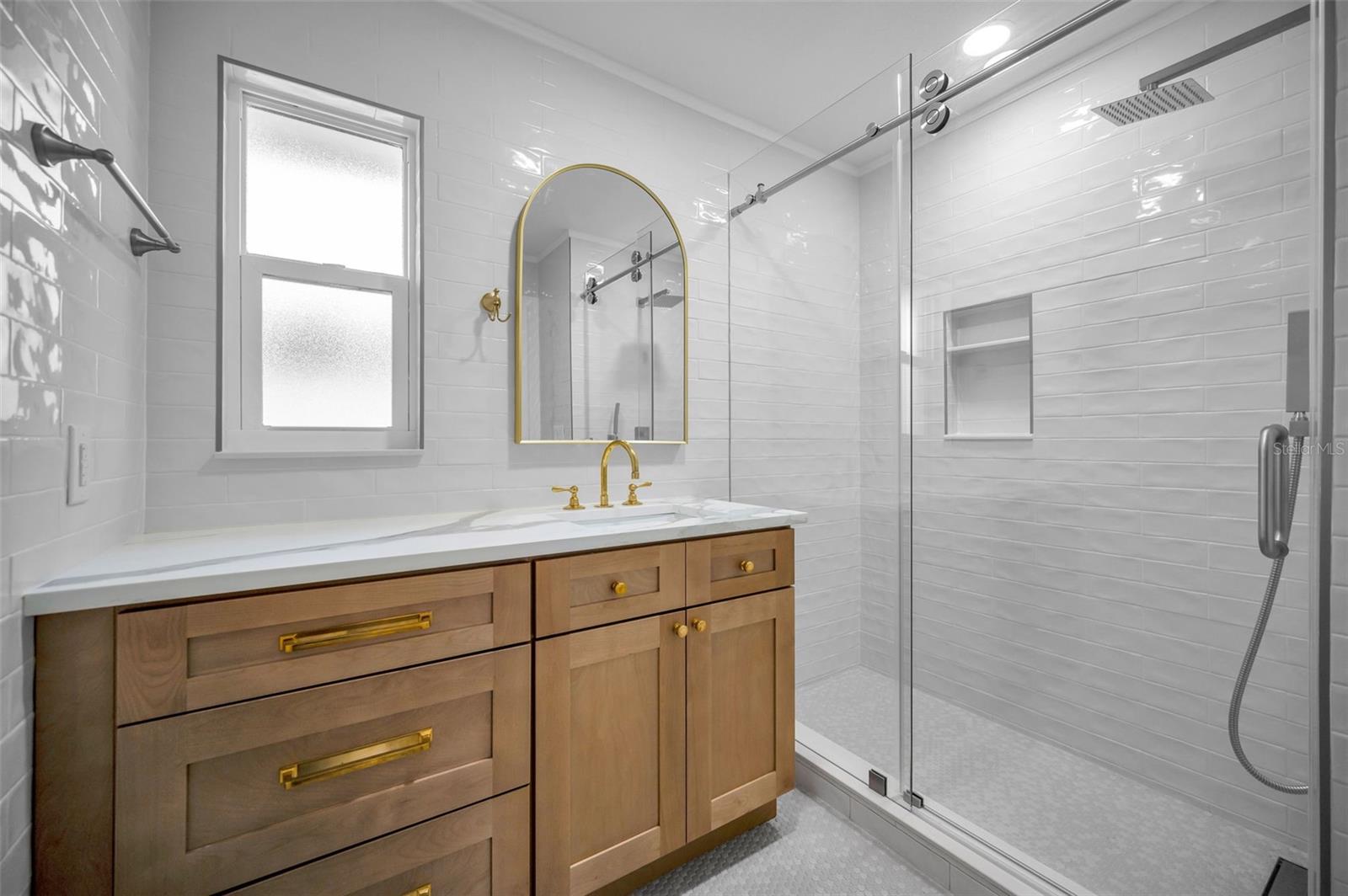 1695 CLEARWATER HARBOR DR, LARGO, FL, 33770