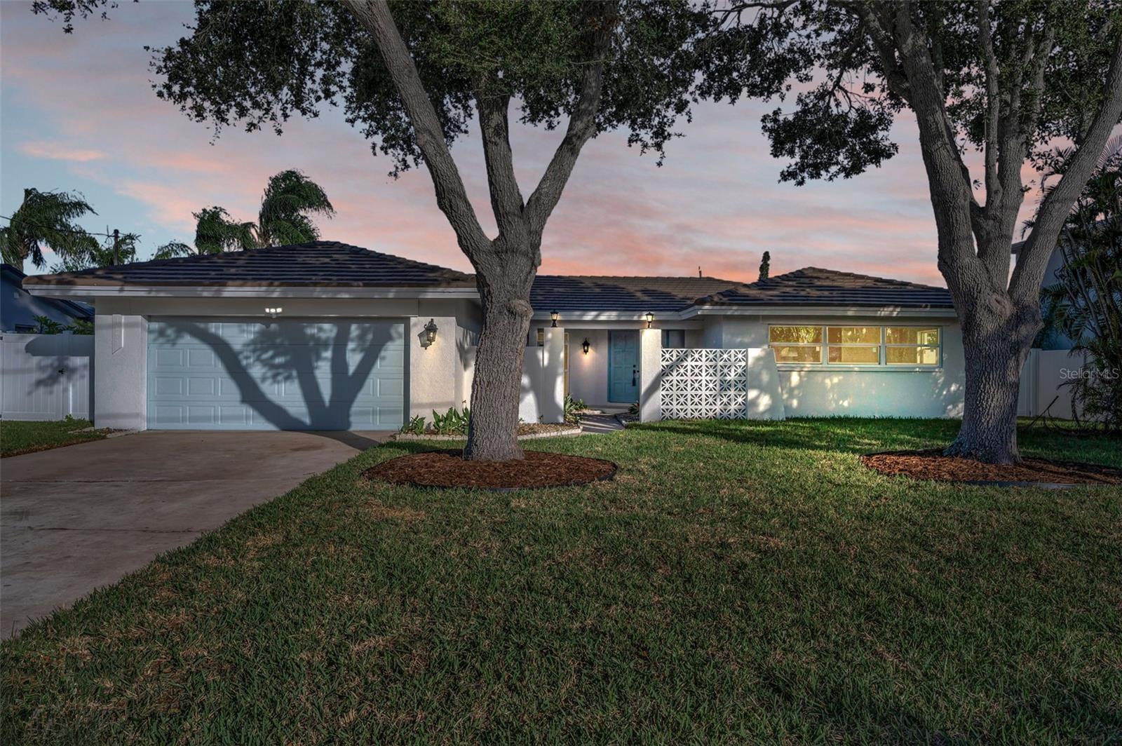 1695 CLEARWATER HARBOR DR, LARGO, FL, 33770