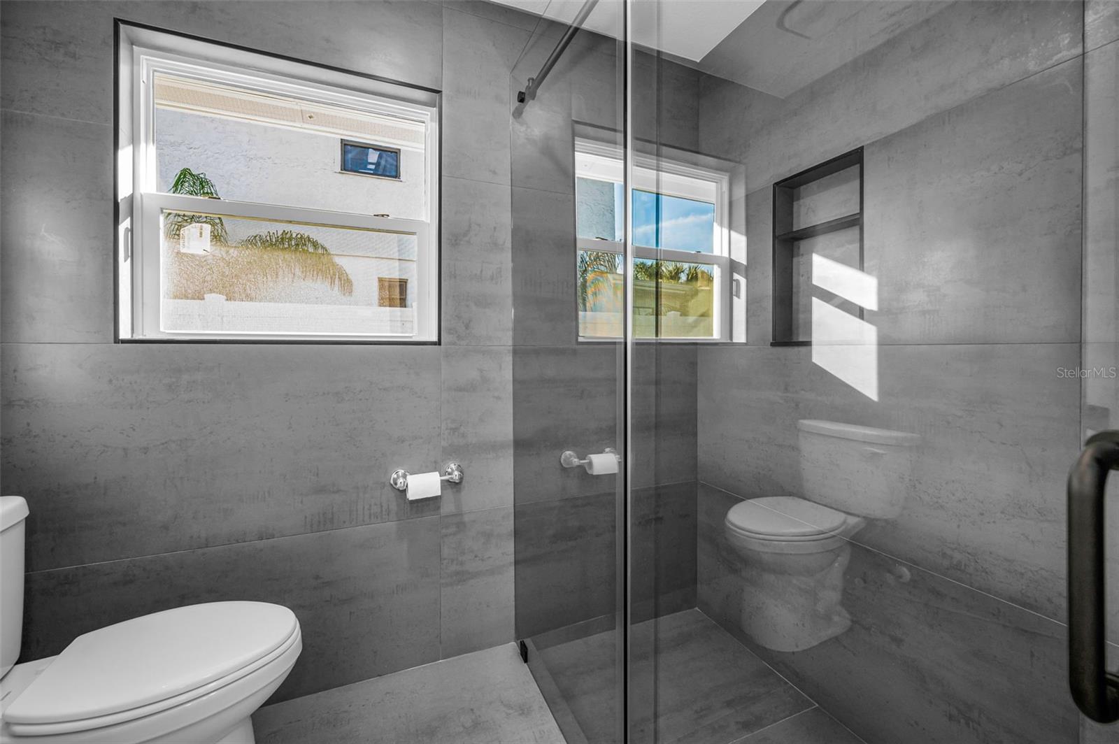 1695 CLEARWATER HARBOR DR, LARGO, FL, 33770