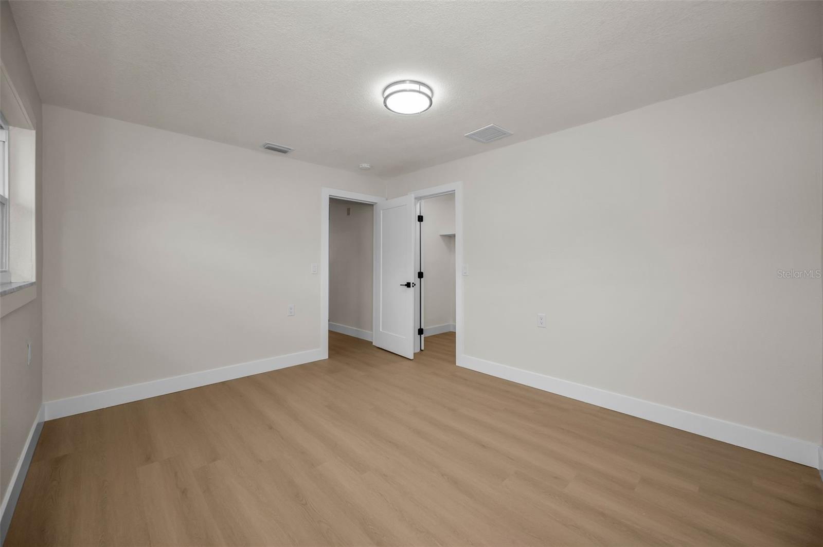 1695 CLEARWATER HARBOR DR, LARGO, FL, 33770