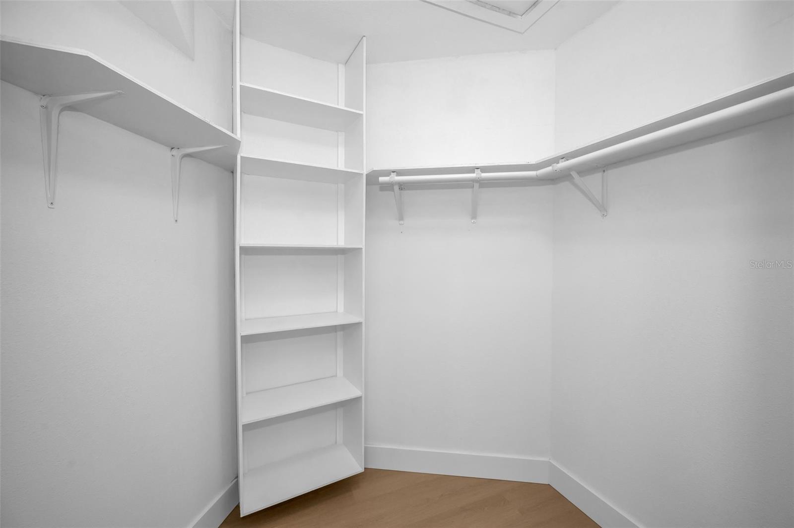 1695 CLEARWATER HARBOR DR, LARGO, FL, 33770