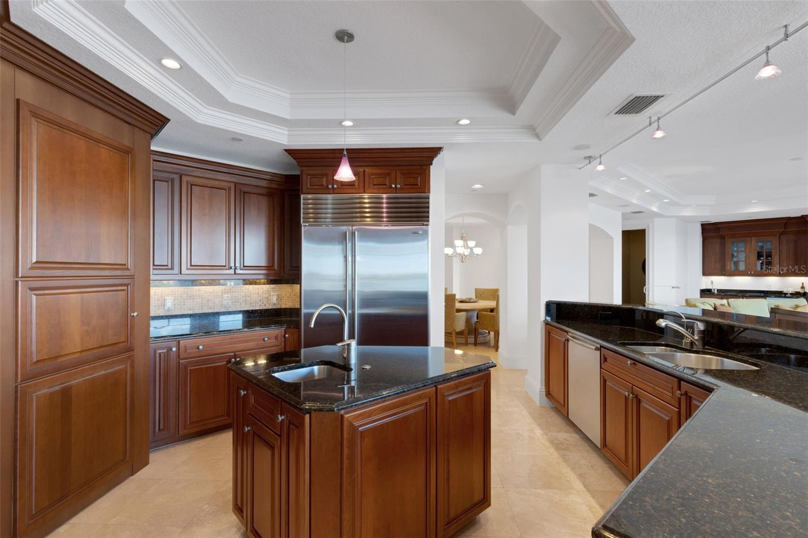 A4666344 Property Photo