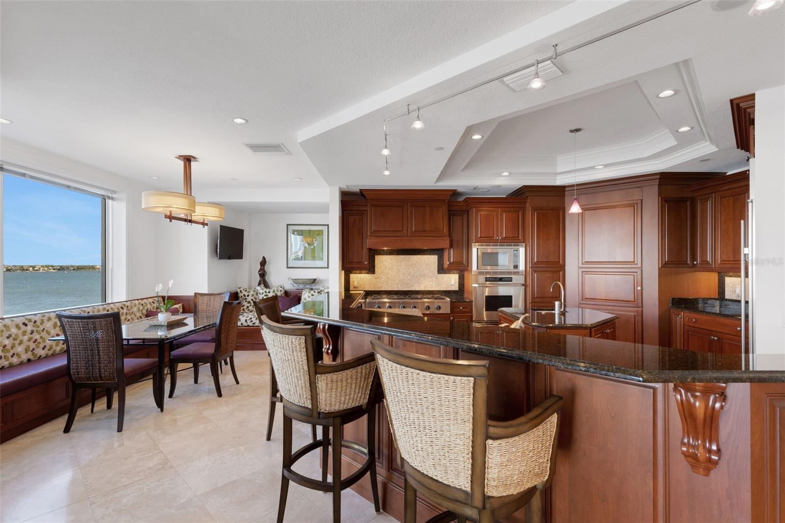 A4666344 Property Photo