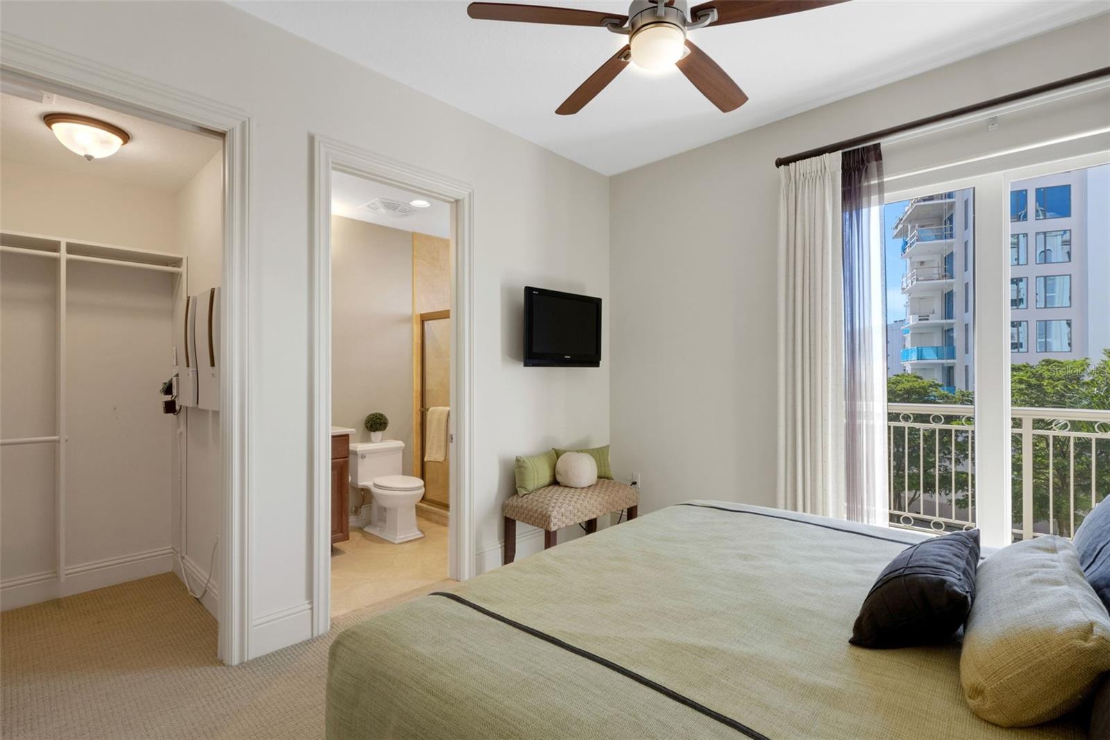 A4666344 Property Photo