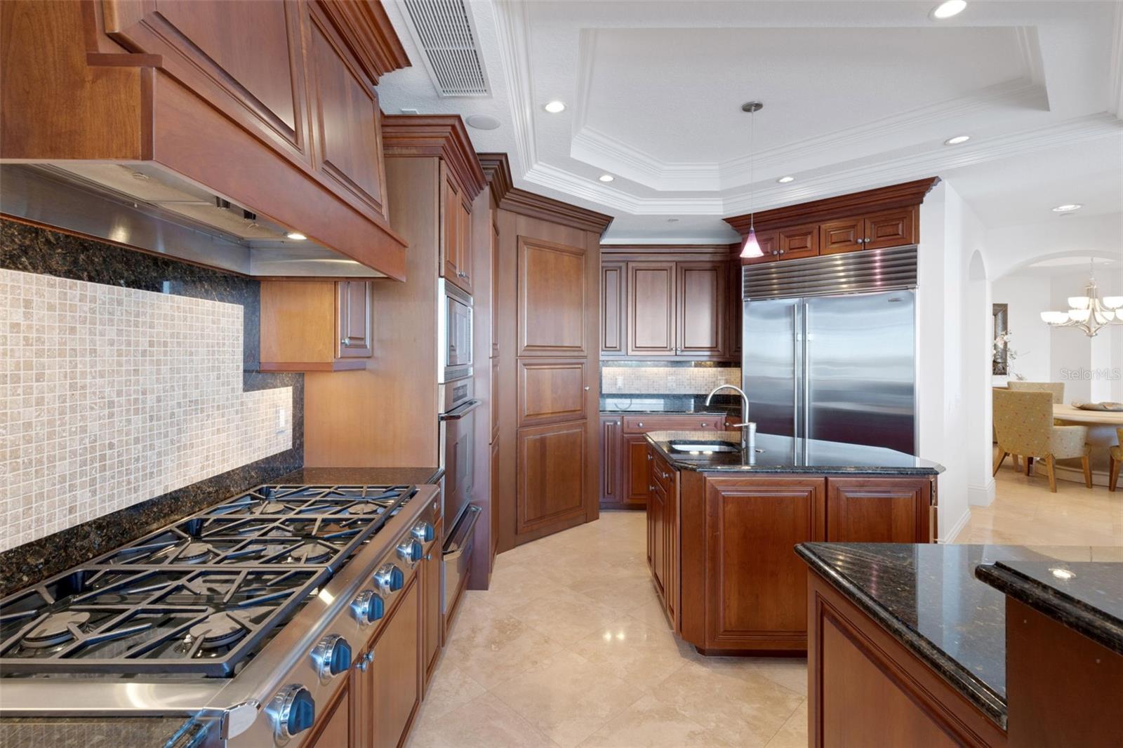 A4666344 Property Photo