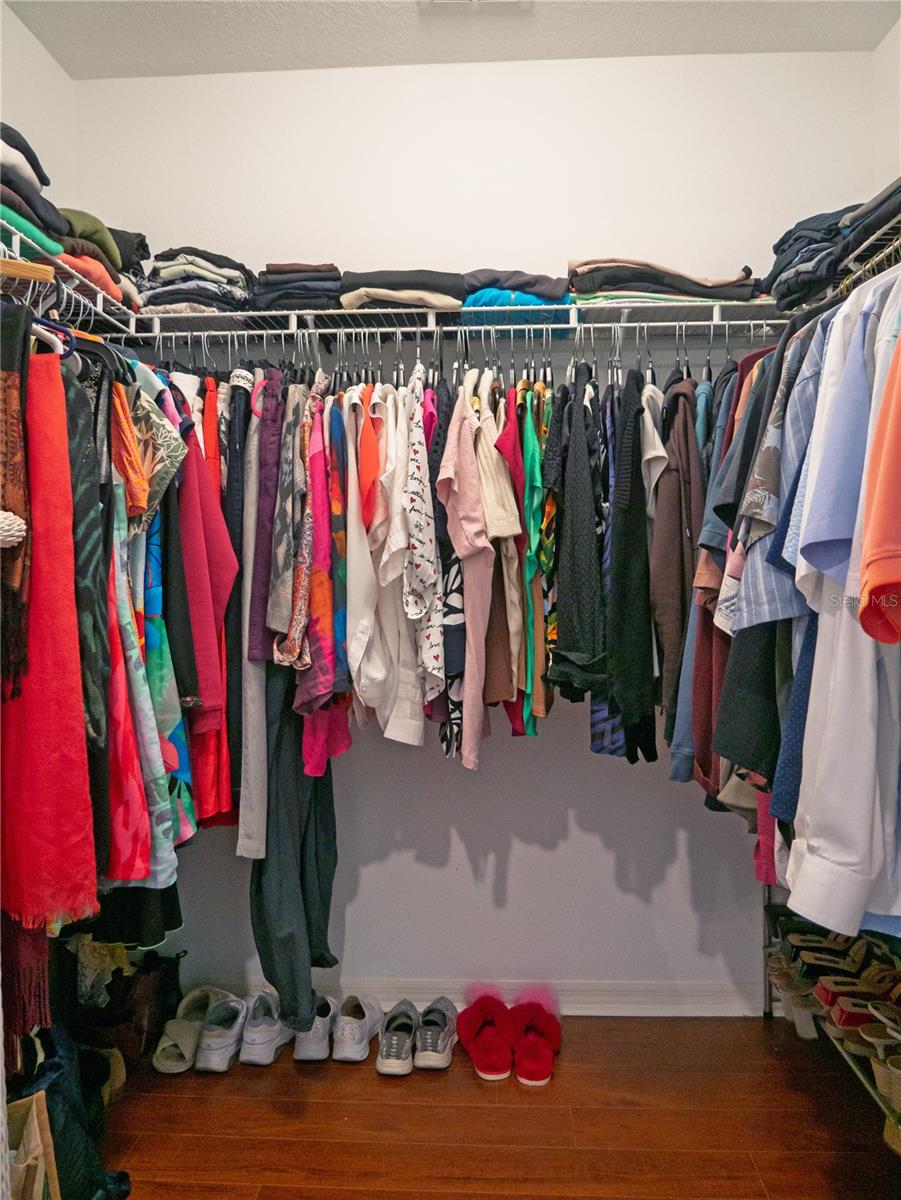 Walk-in Closet