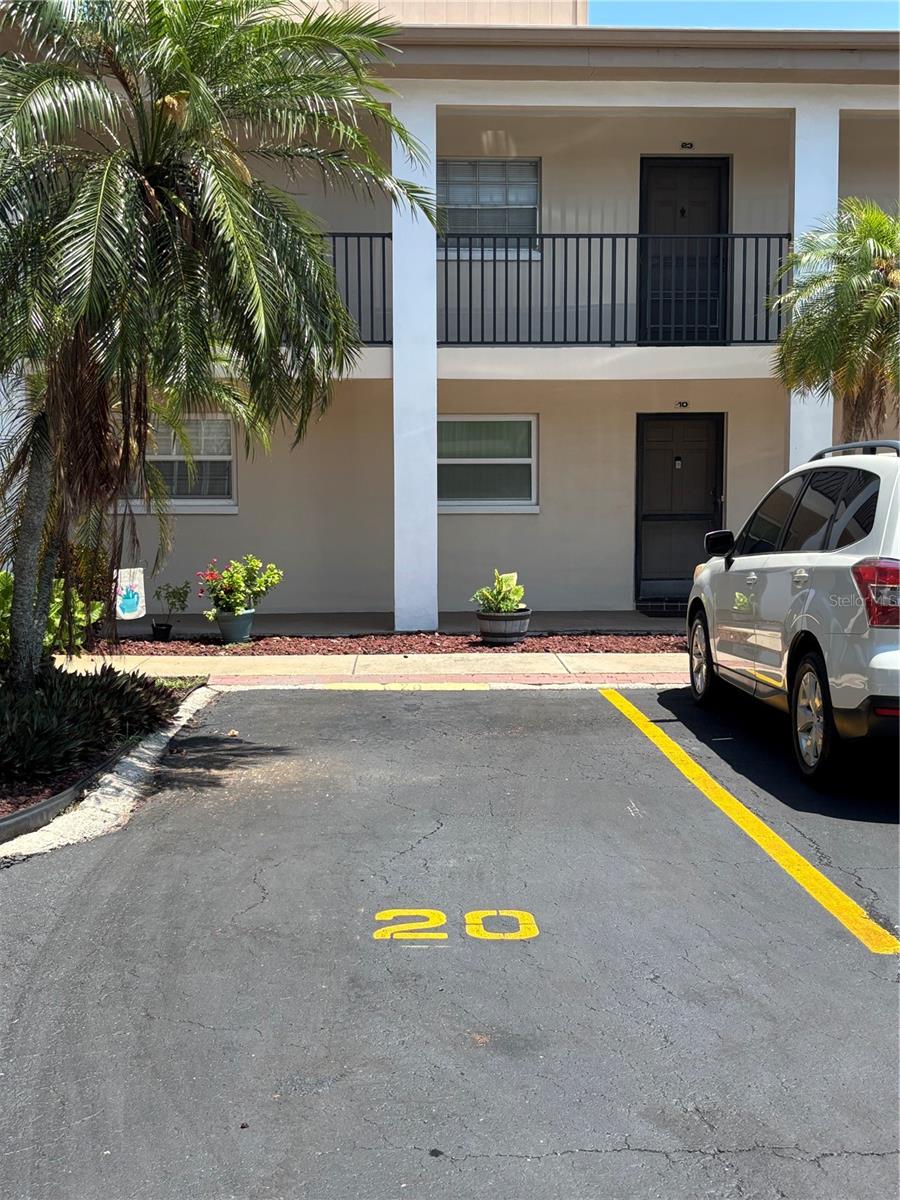 10280 IMPERIAL POINT DR W #20, LARGO, FL, 33774