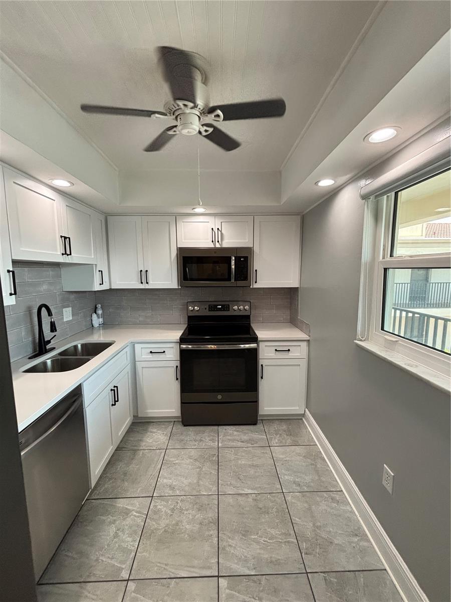 10280 IMPERIAL POINT DR W #20, LARGO, FL, 33774