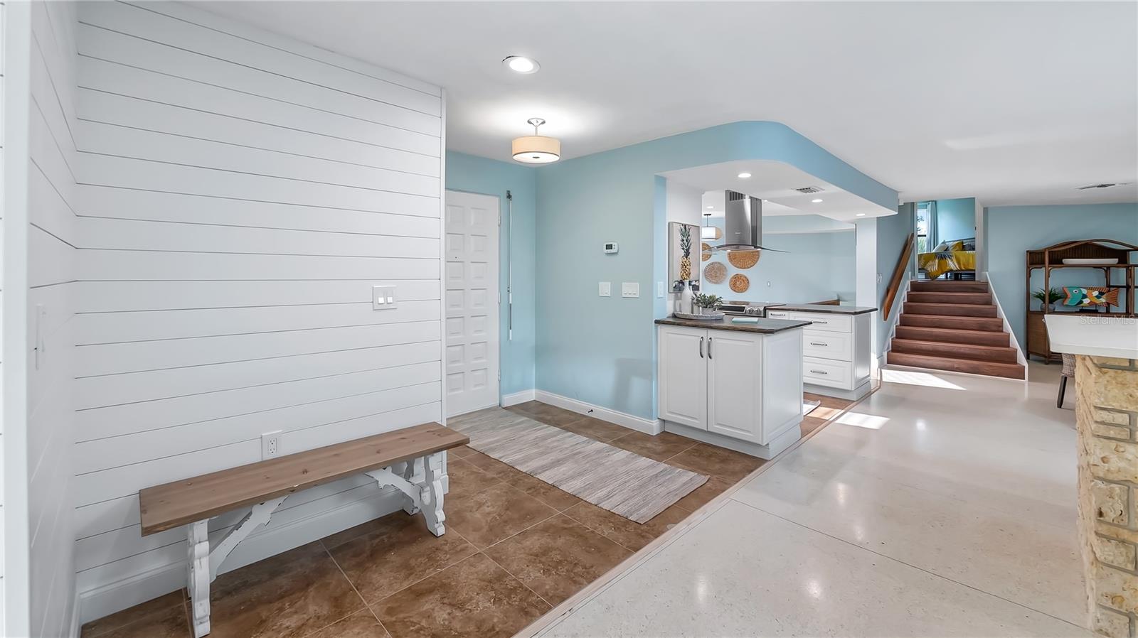 O6347549 Property Photo