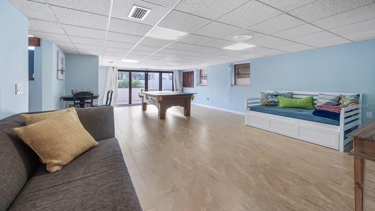 O6347549 Property Photo