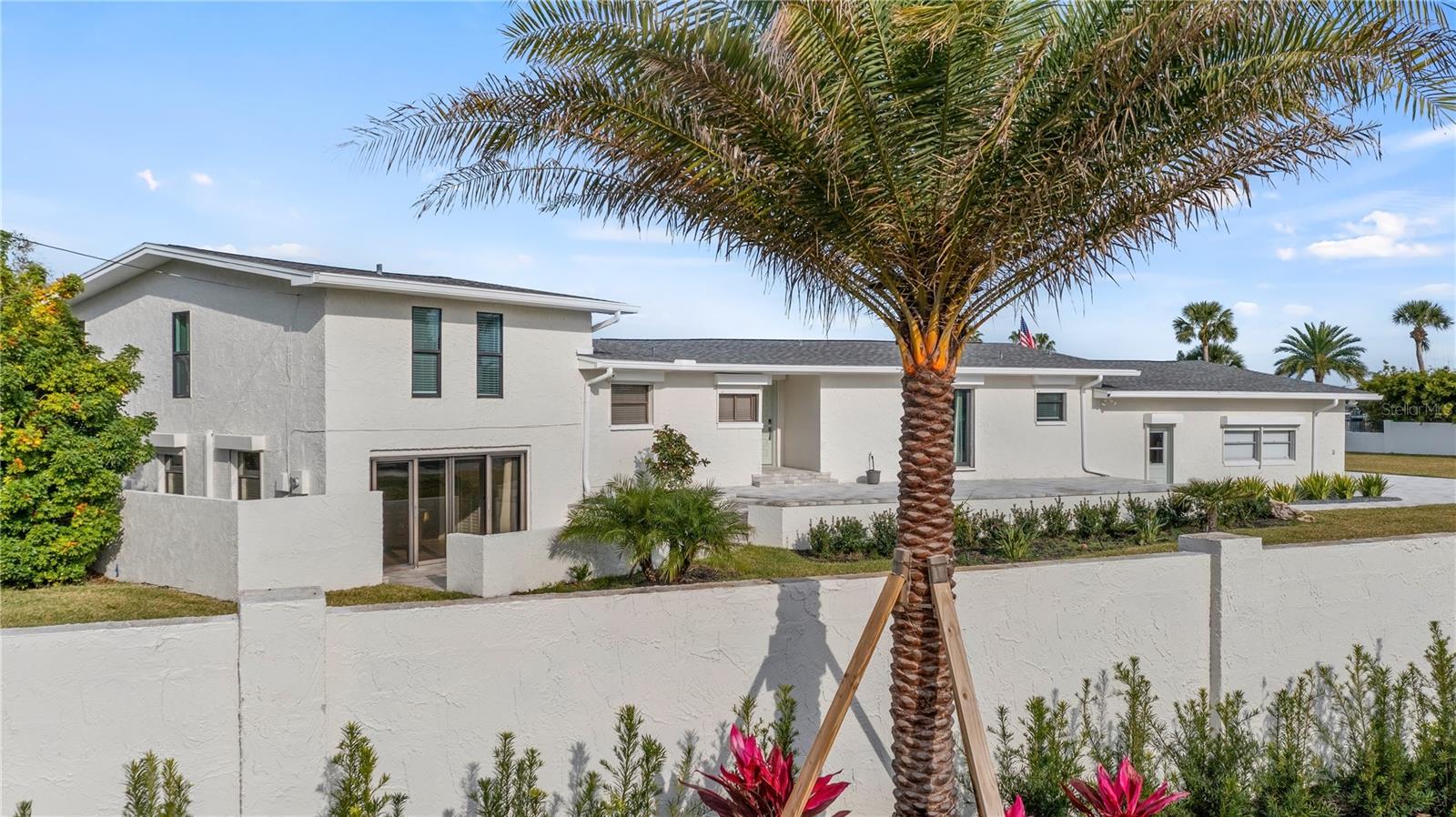 O6347549 Property Photo