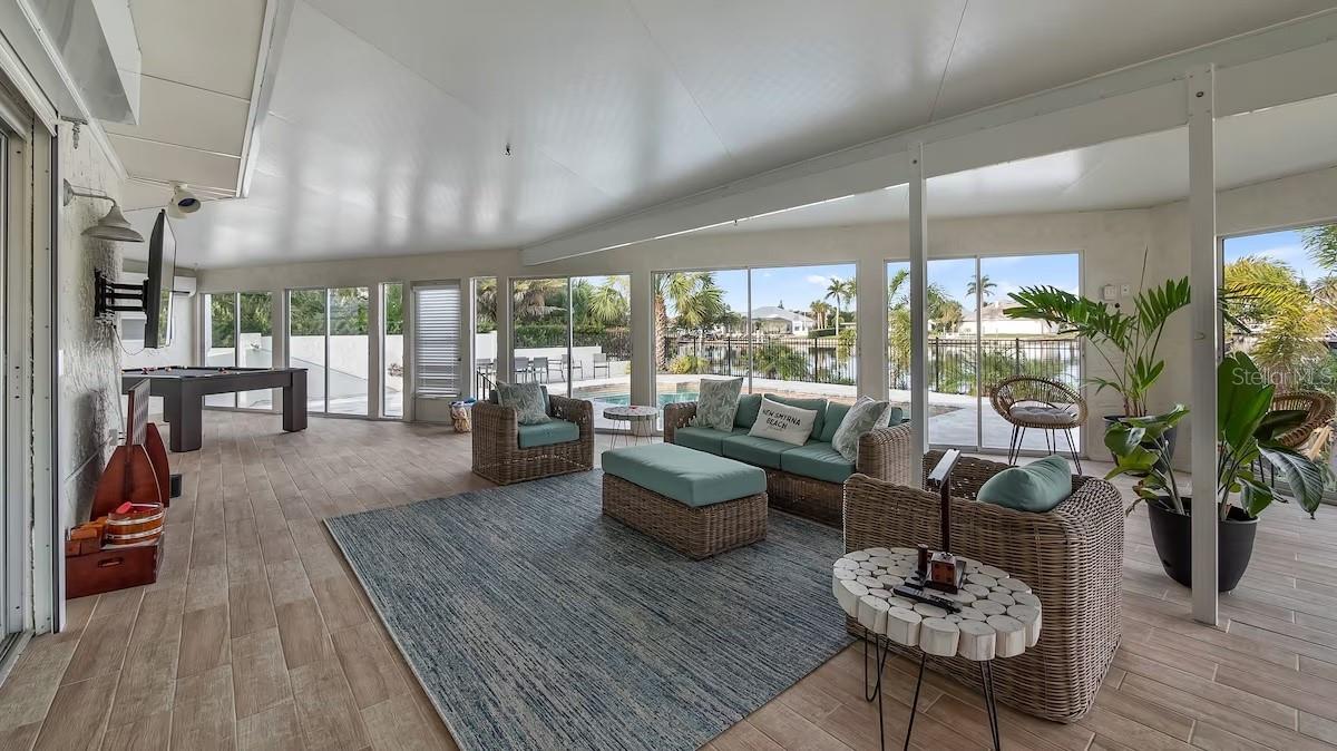 O6347549 Property Photo