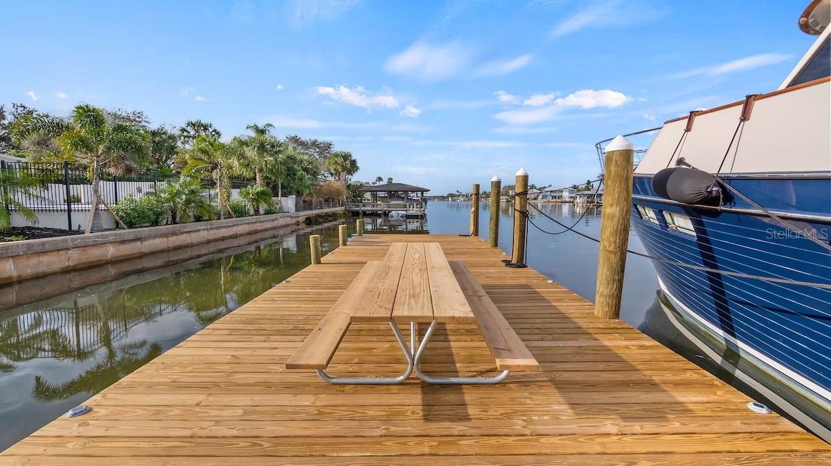 O6347549 Property Photo