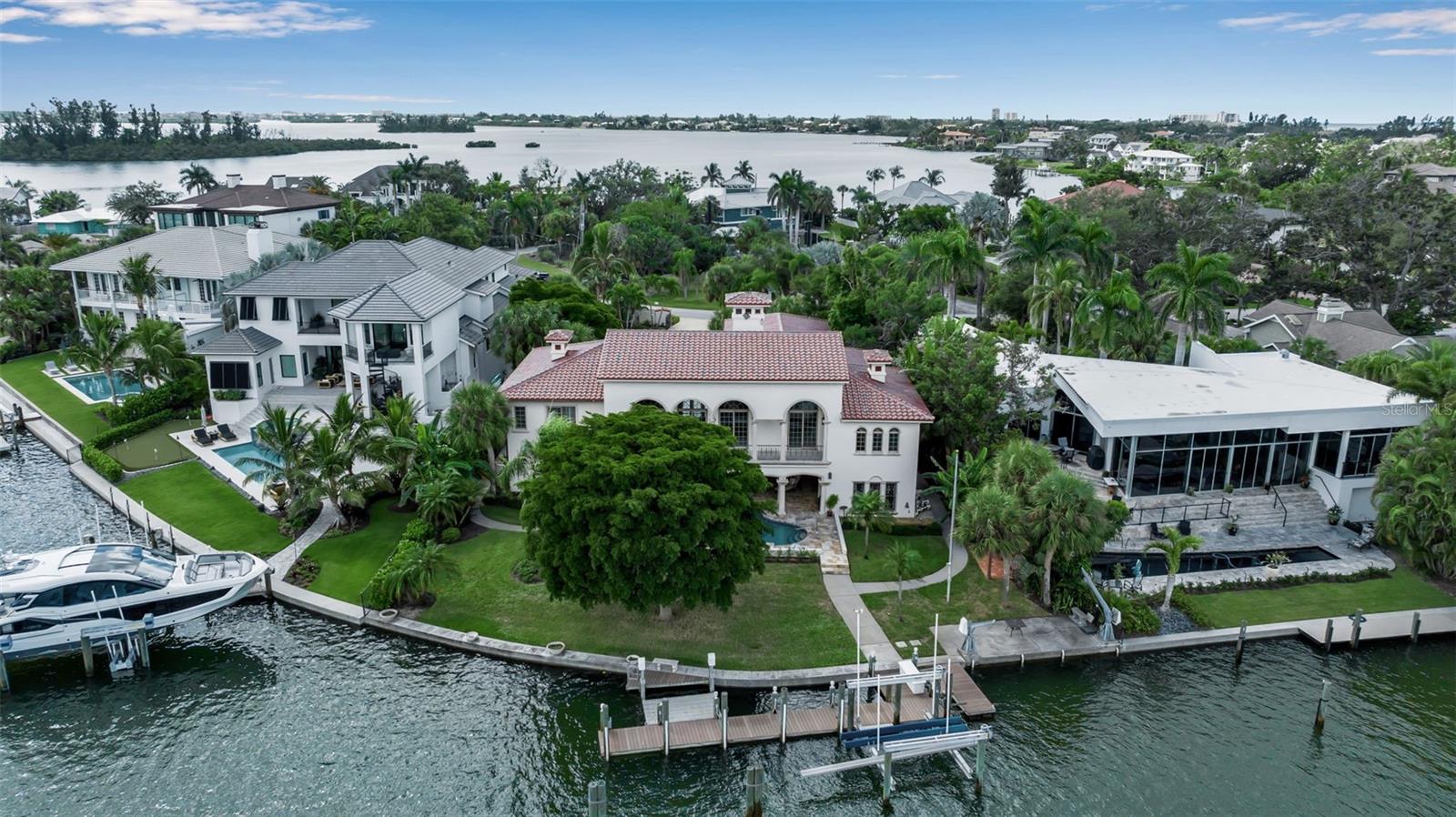 A4666354 Property Photo