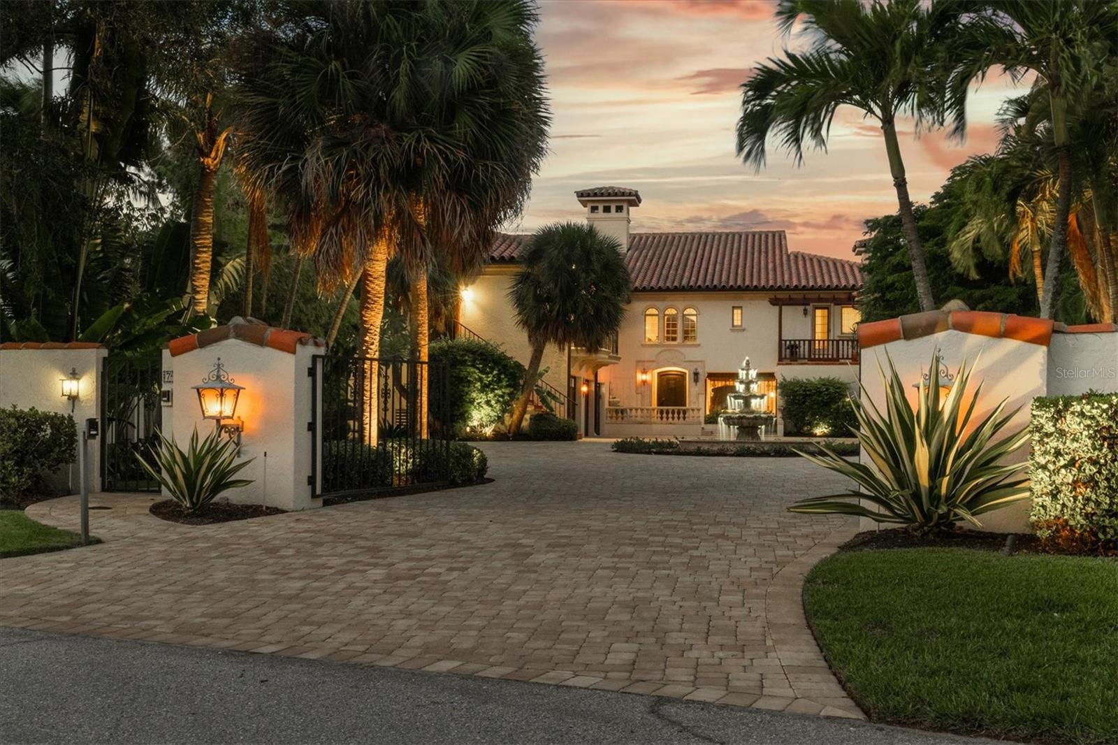 A4666354 Property Photo