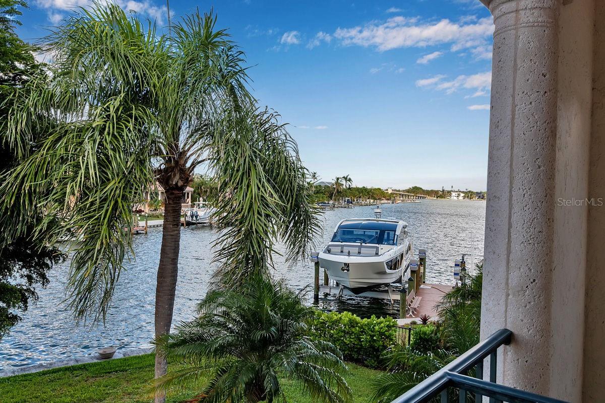 A4666354 Property Photo