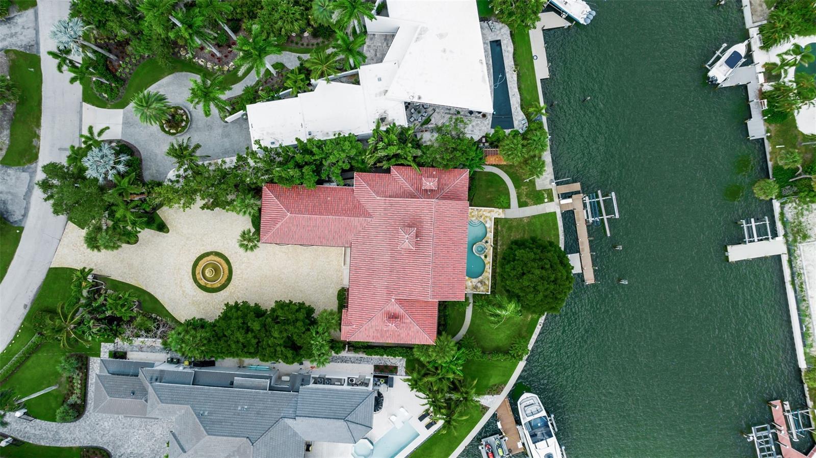 A4666354 Property Photo