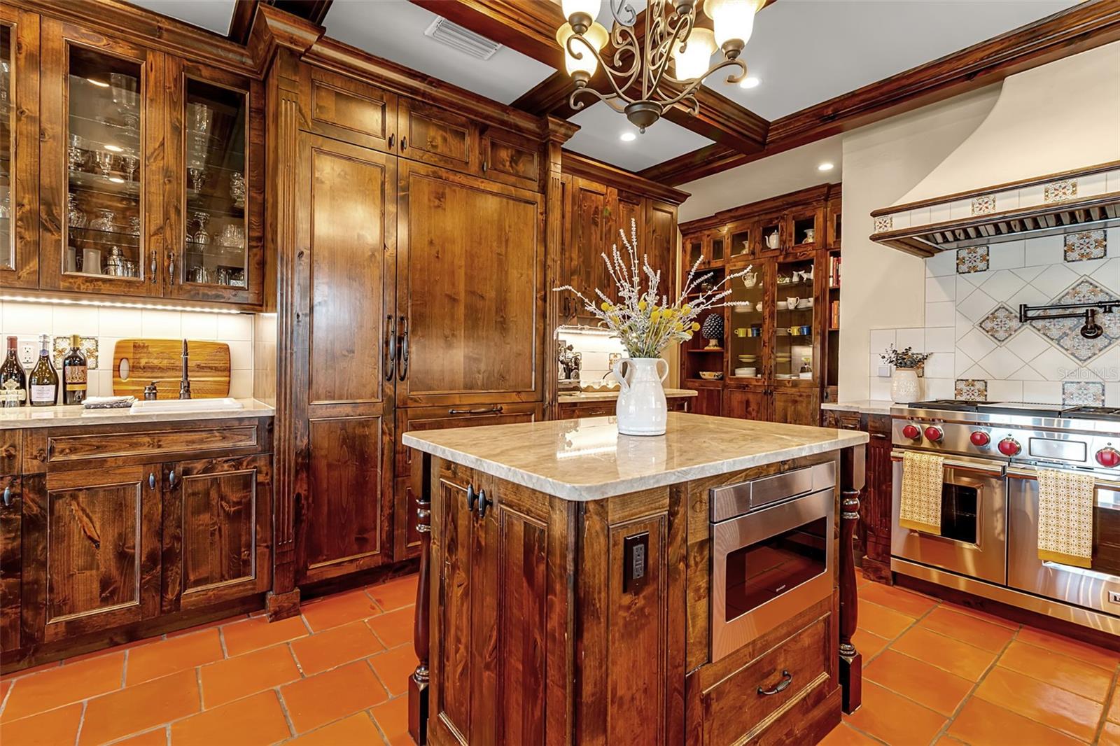 A4666354 Property Photo