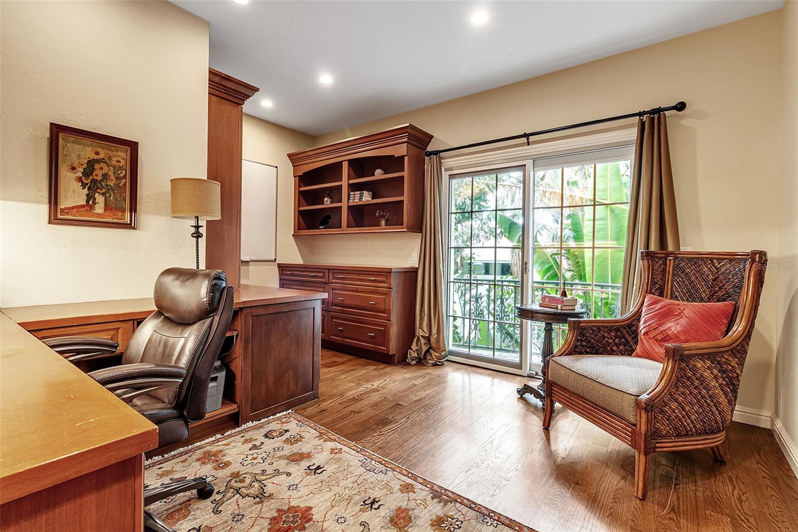 A4666354 Property Photo