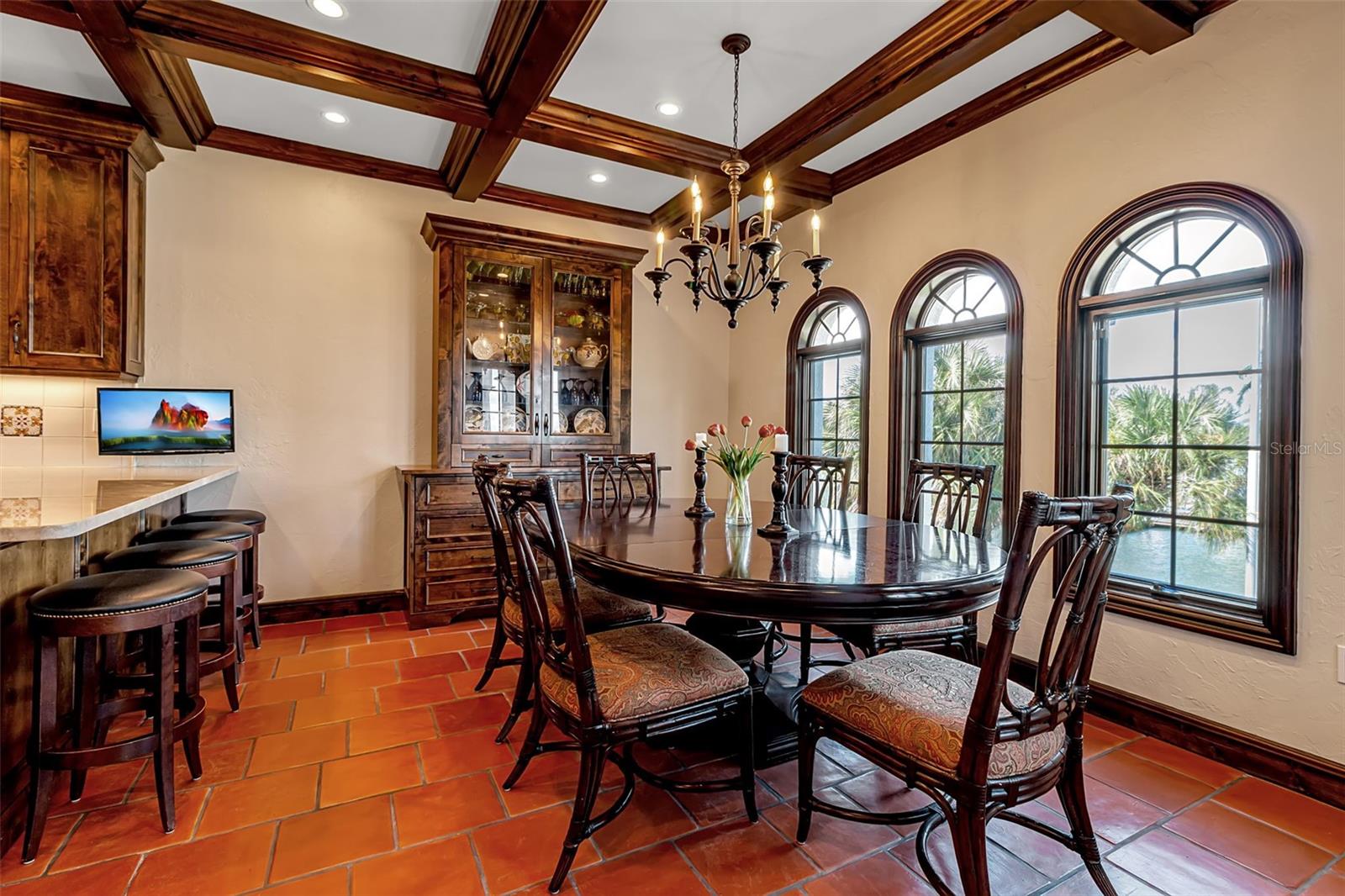 A4666354 Property Photo