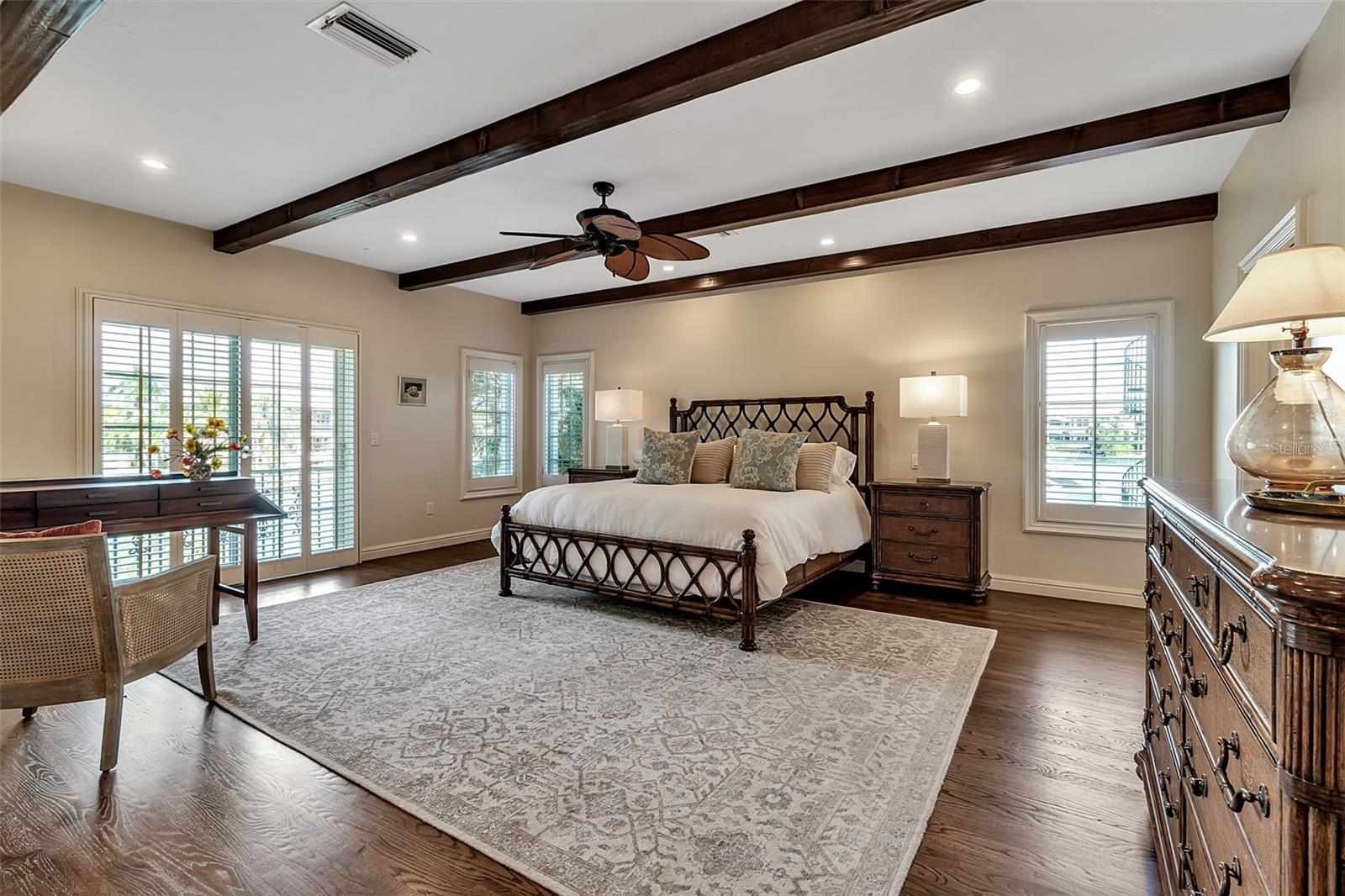 A4666354 Property Photo