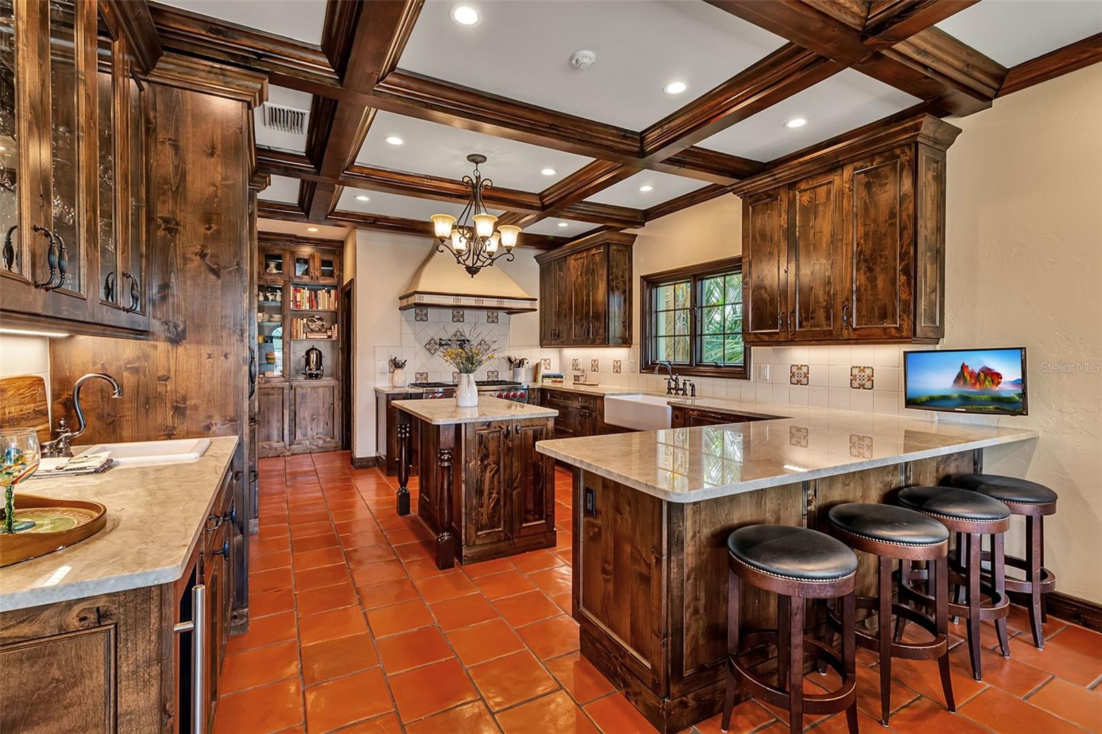 A4666354 Property Photo