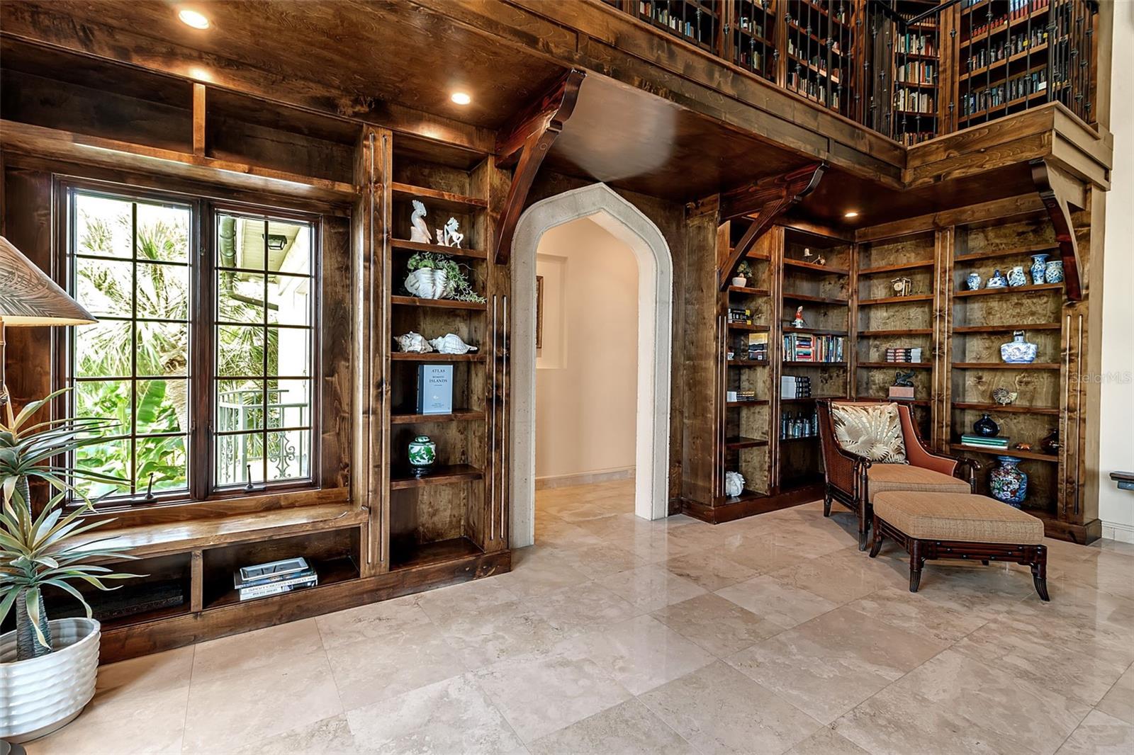 A4666354 Property Photo