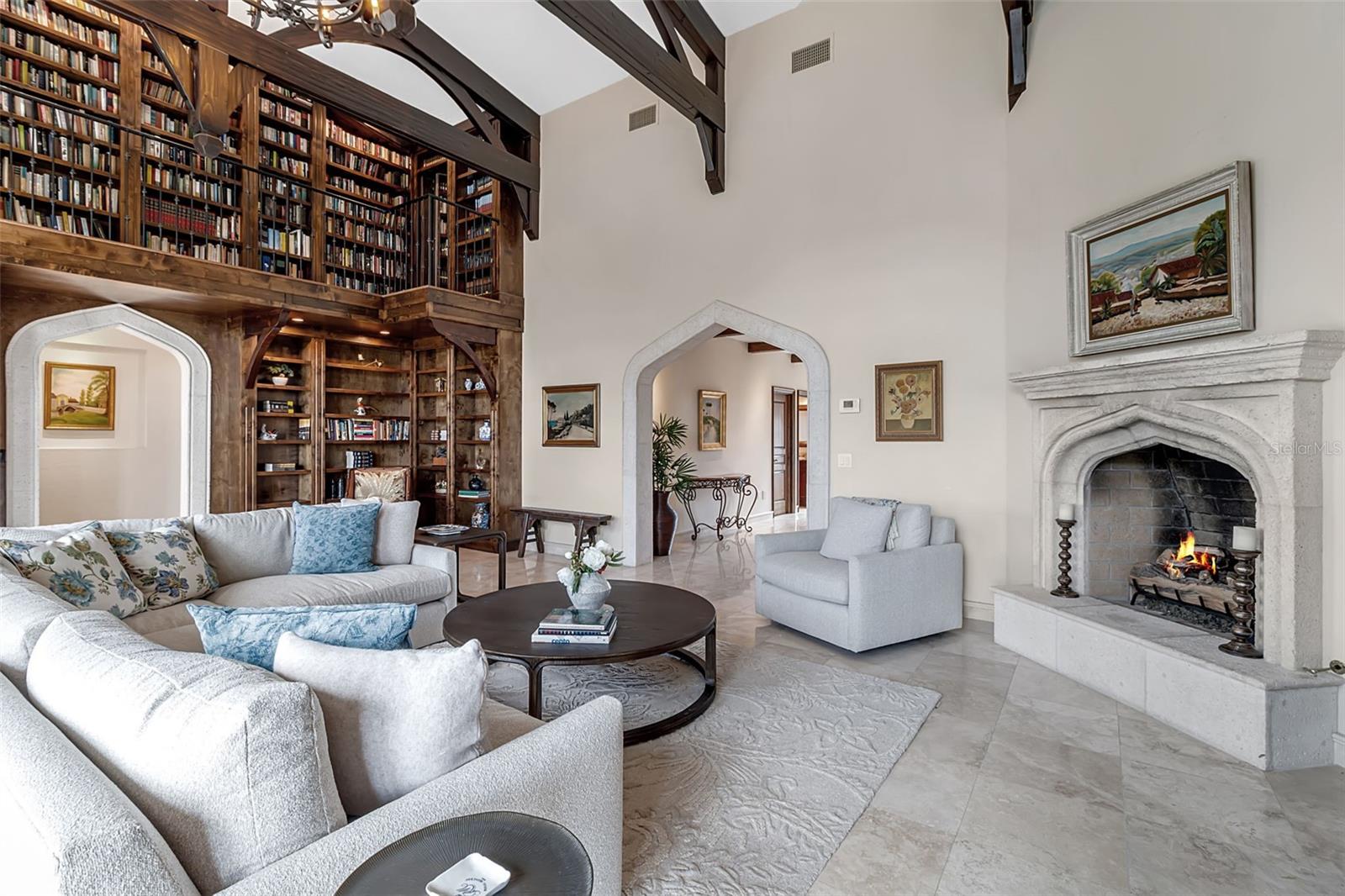 A4666354 Property Photo