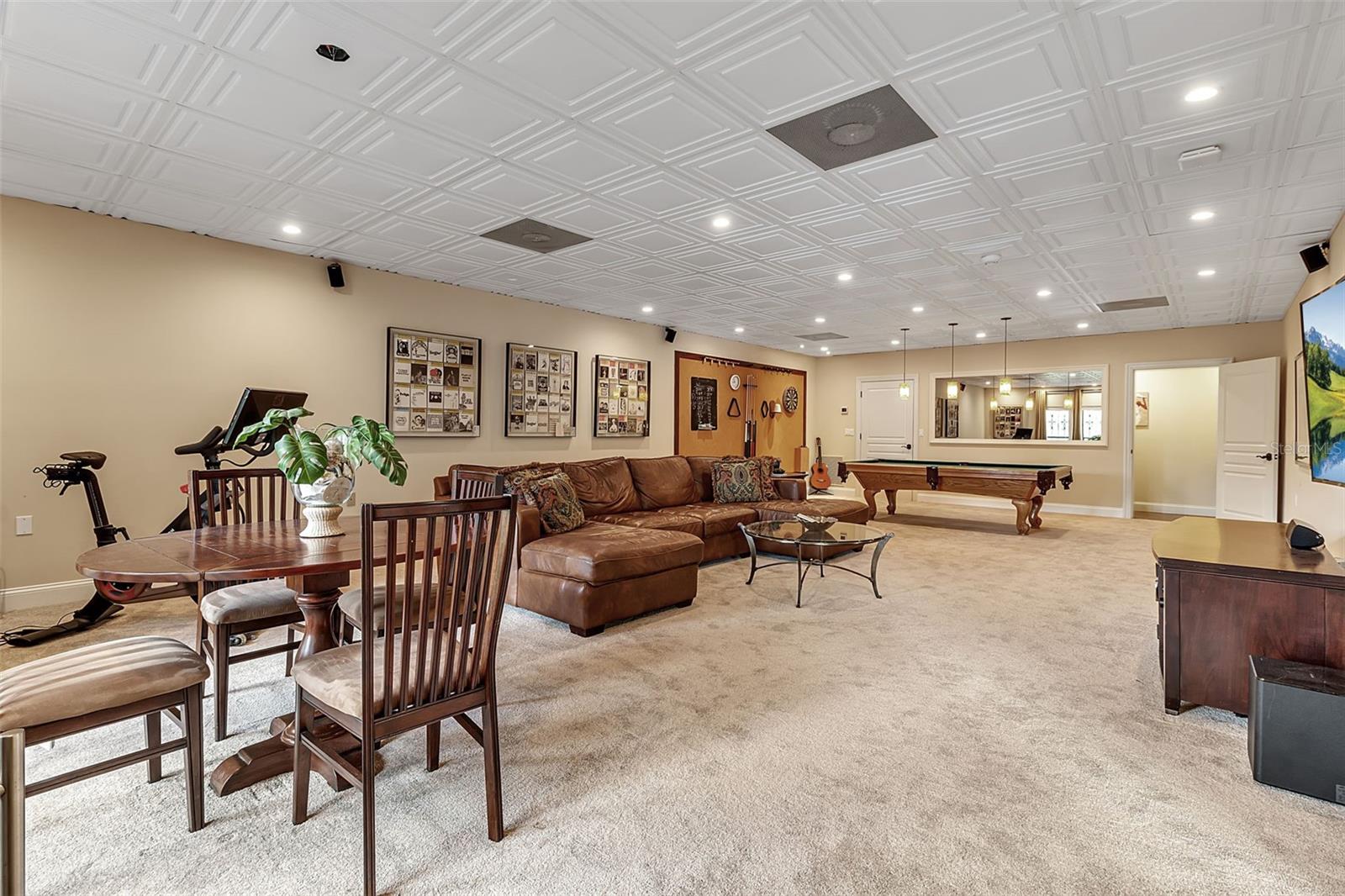 A4666354 Property Photo