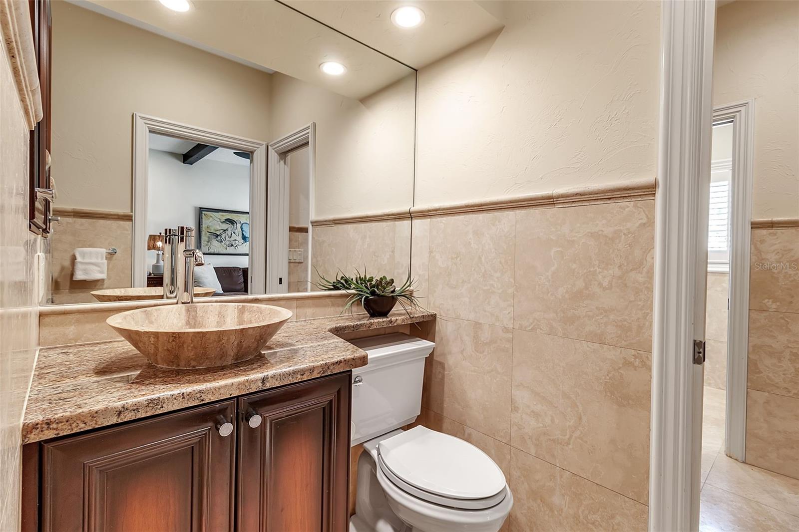 A4666354 Property Photo