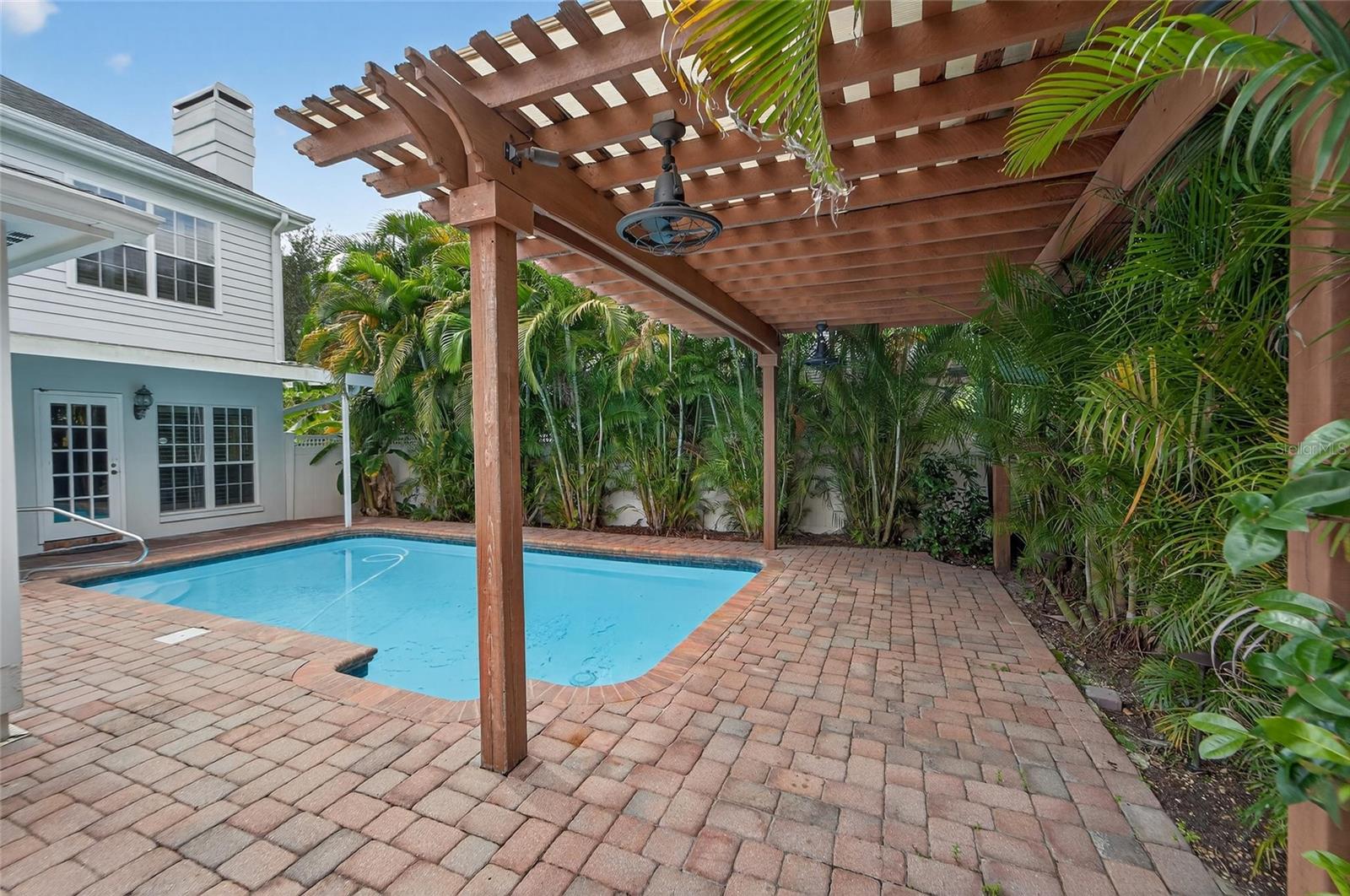 4401 W CLEVELAND ST, TAMPA, FL, 33609