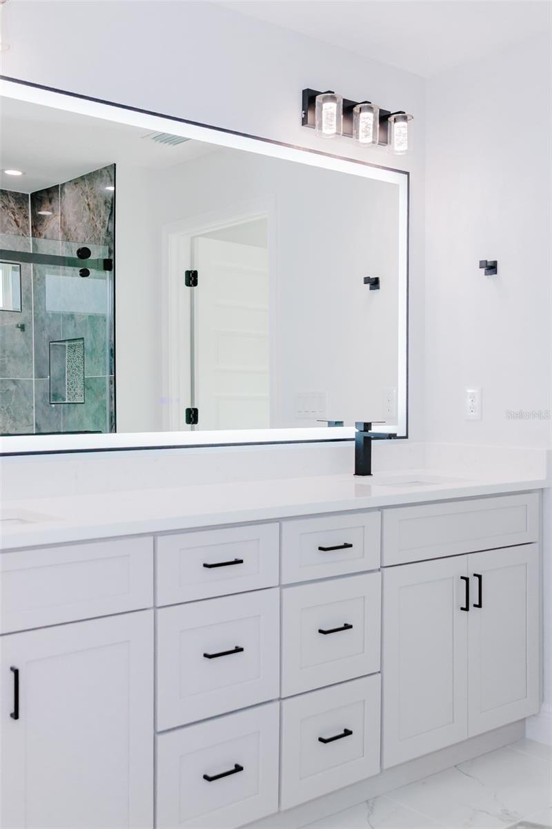 429 FISHER RD, OCKLAWAHA, FL, 32179