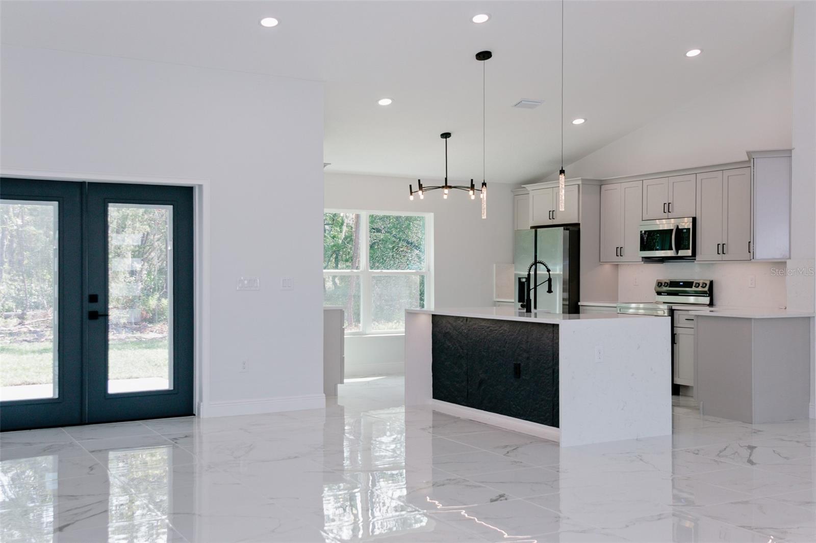 429 FISHER RD, OCKLAWAHA, FL, 32179