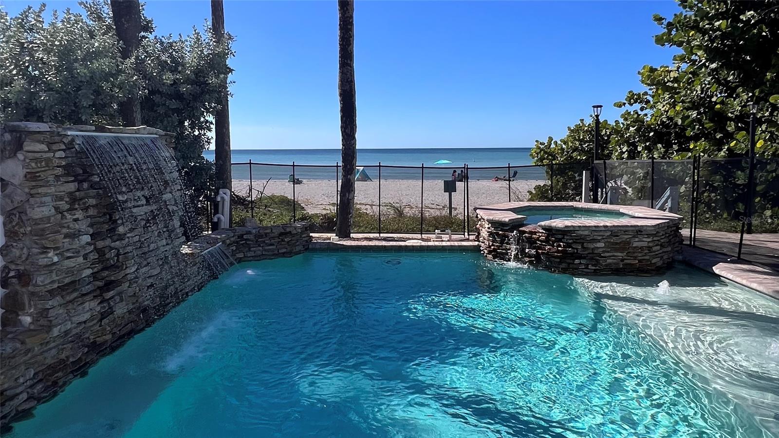 TB8431711 Property Photo